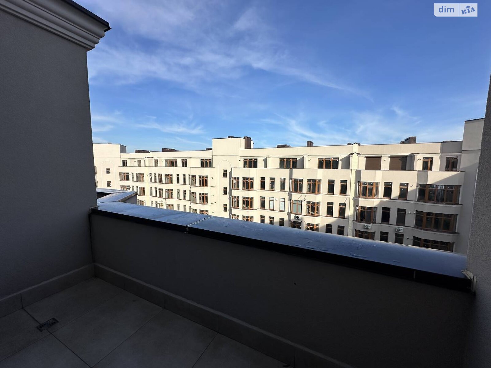 Продаж двокімнатної квартири в Одесі, на вул. Дача Ковалевського, район Приморський фото 1 Продаж двокімнатної квартири в Одесі, на вул. Дача Ковалевського, район Приморський фото 1