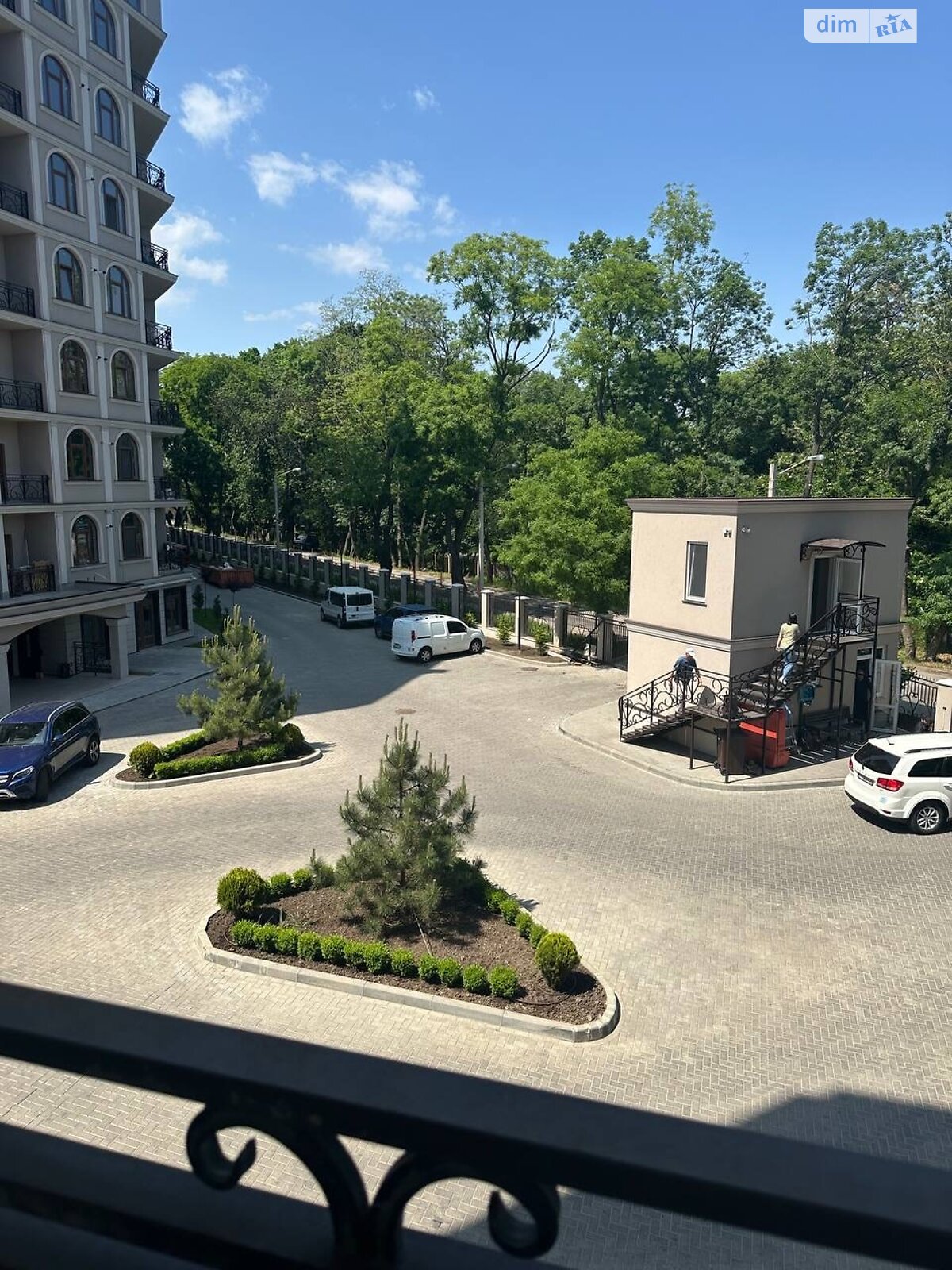 Продаж двокімнатної квартири в Одесі, на вул. Дача Ковалевського 91, район Дача Ковалевського фото 1 Продаж двокімнатної квартири в Одесі, на вул. Дача Ковалевського 91, район Дача Ковалевського фото 1