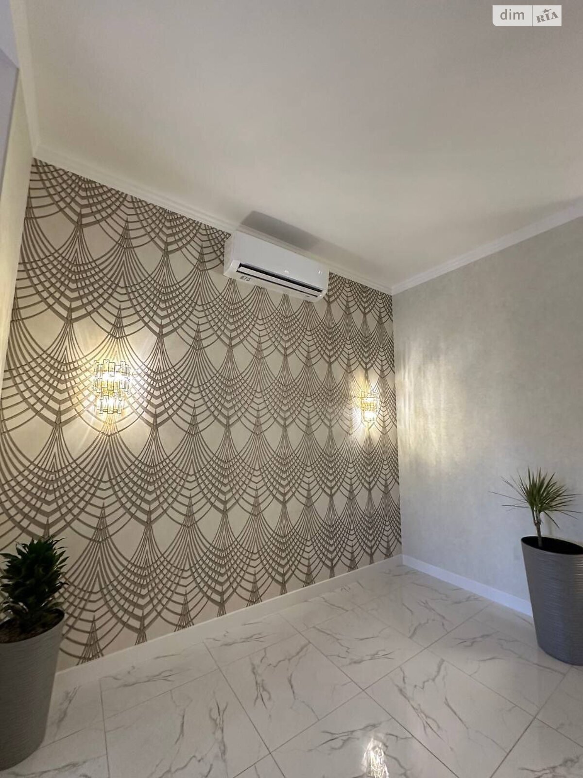 Продаж трикімнатної квартири в Одесі, на пров. Маячний, район Дача Ковалевського фото 1 Продаж трикімнатної квартири в Одесі, на пров. Маячний, район Дача Ковалевського фото 1