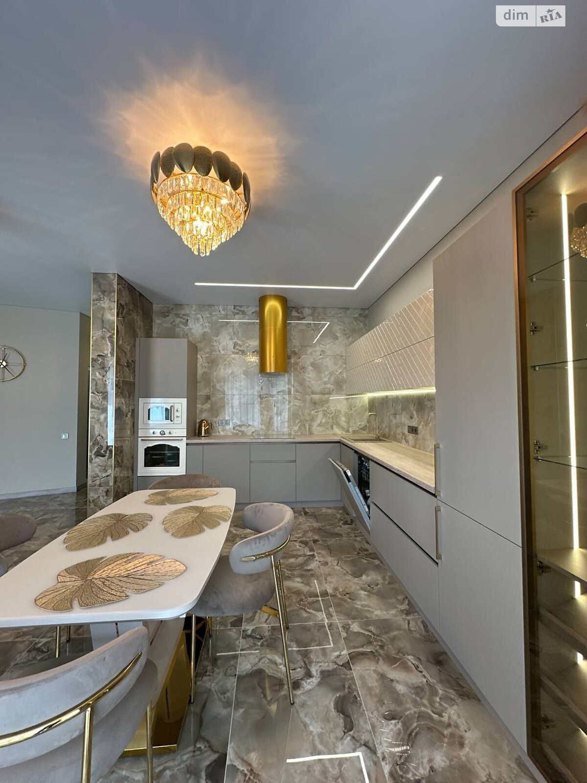 Продаж двокімнатної квартири в Одесі, на пров. Маячний, район Дача Ковалевського фото 1