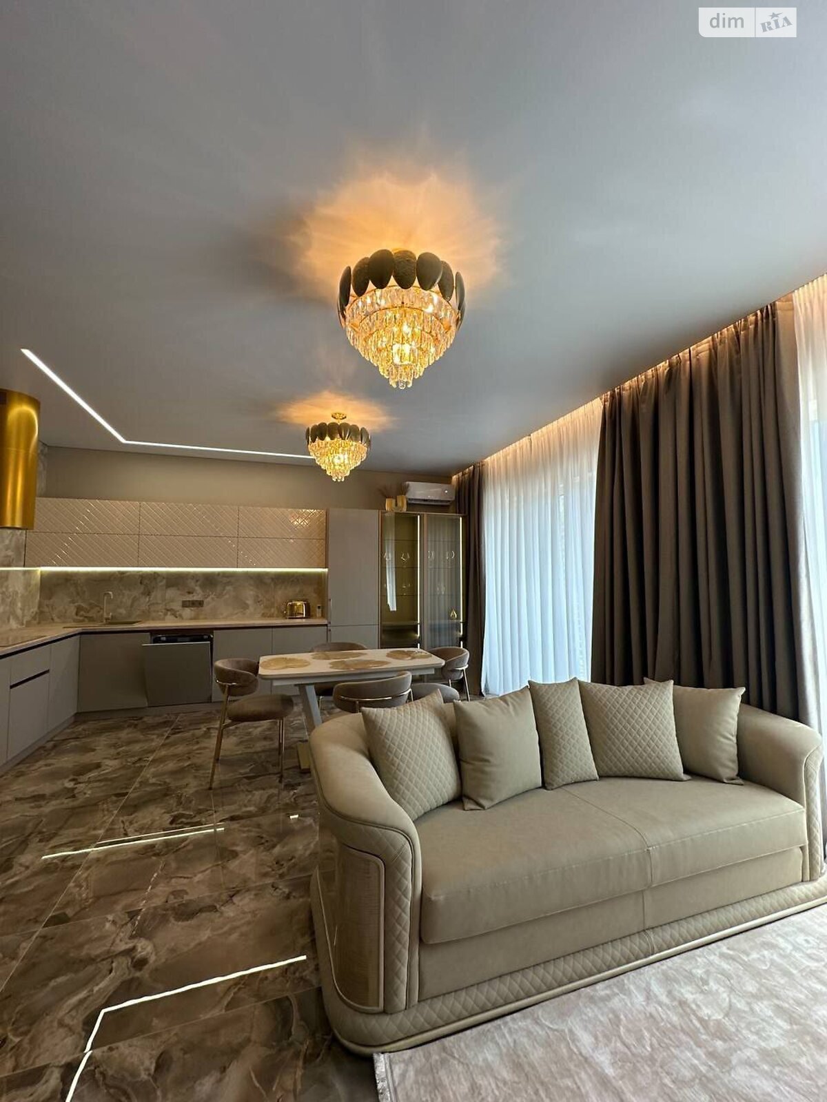 Продаж двокімнатної квартири в Одесі, на пров. Маячний, район Дача Ковалевського фото 1