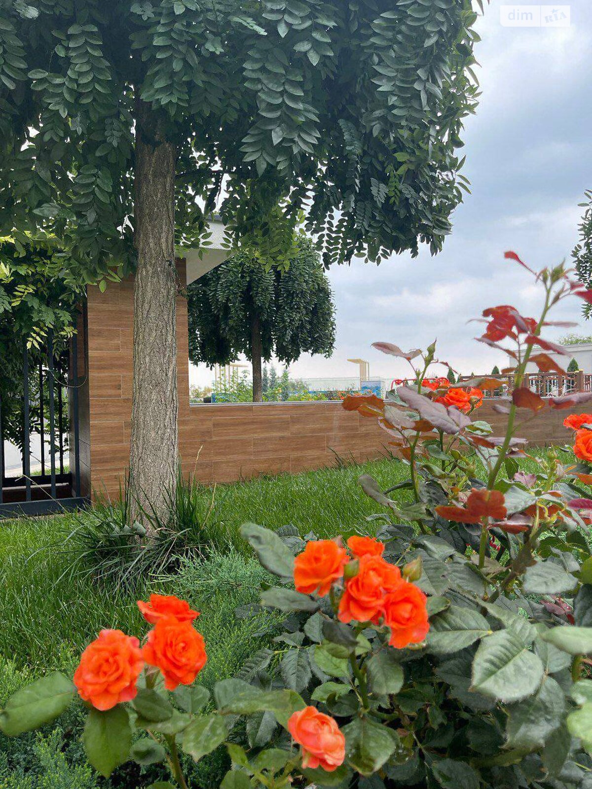 Продаж трикімнатної квартири в Одесі, на пров. Маячний 7, район Дача Ковалевського фото 1 Продаж трикімнатної квартири в Одесі, на пров. Маячний 7, район Дача Ковалевського фото 1