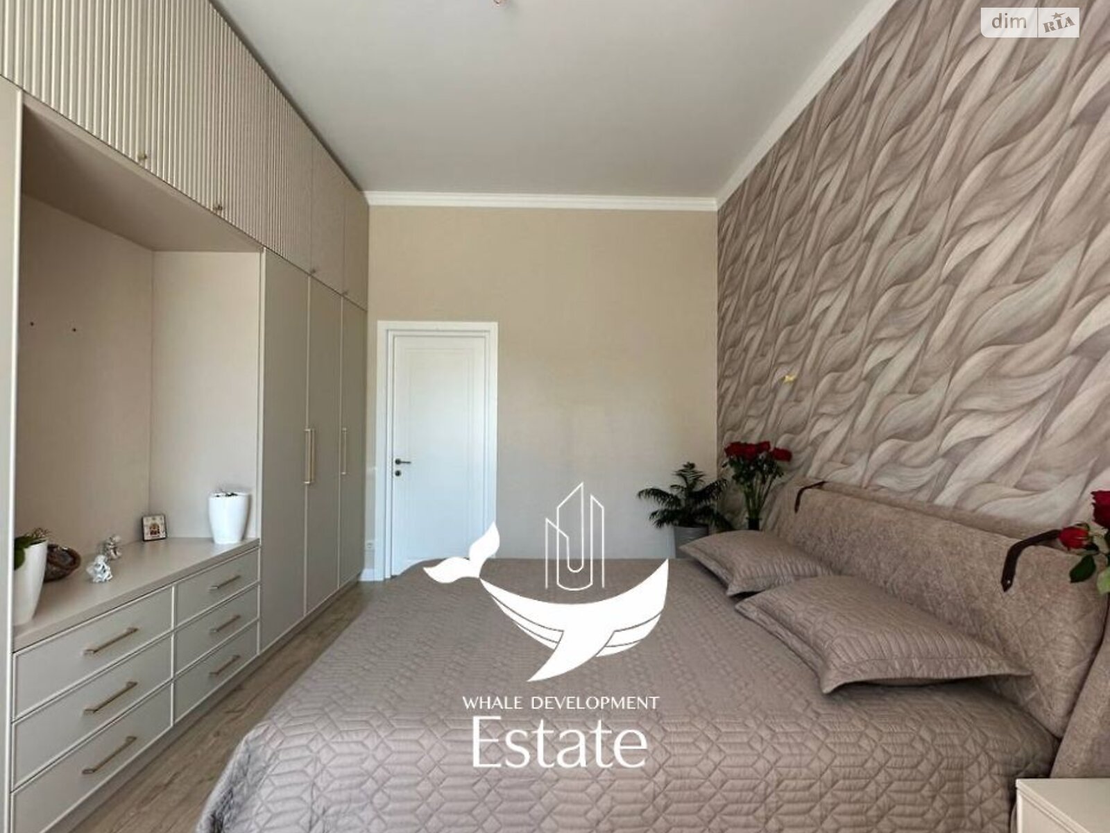 Продаж трикімнатної квартири в Одесі, на пров. Маячний 7, район Дача Ковалевського фото 1 Продаж трикімнатної квартири в Одесі, на пров. Маячний 7, район Дача Ковалевського фото 1