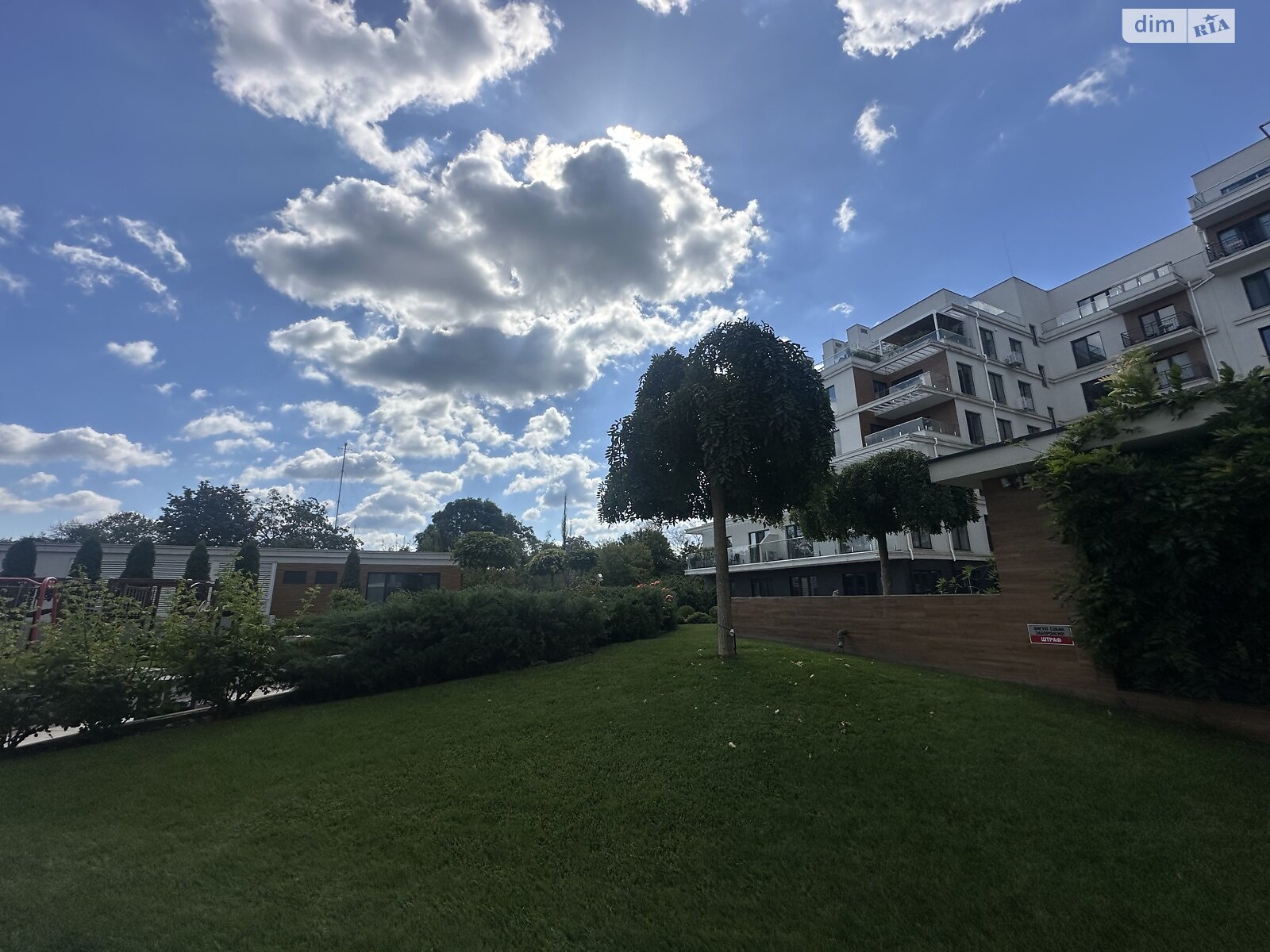 Продаж двокімнатної квартири в Одесі, на пров. Маячний 7, район Дача Ковалевського фото 1 Продаж двокімнатної квартири в Одесі, на пров. Маячний 7, район Дача Ковалевського фото 1