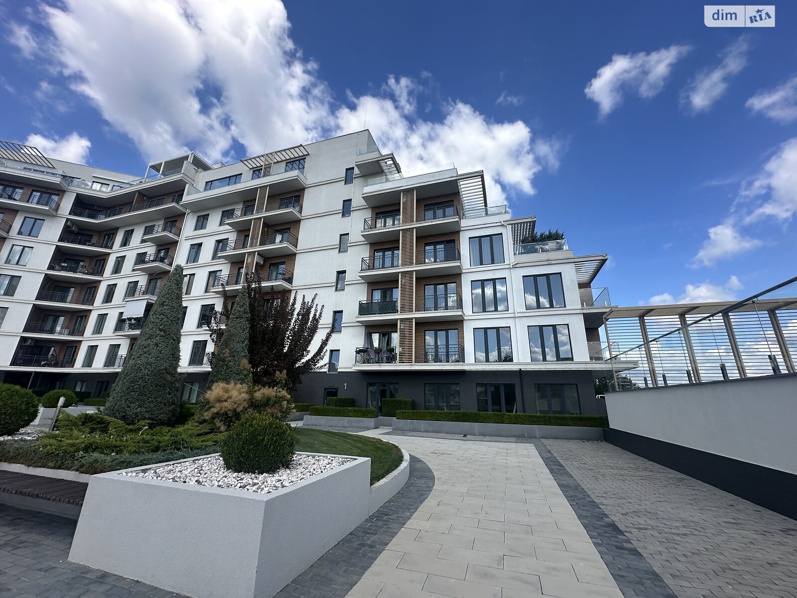 Продаж двокімнатної квартири в Одесі, на пров. Маячний 7, район Дача Ковалевського фото 1 Продаж двокімнатної квартири в Одесі, на пров. Маячний 7, район Дача Ковалевського фото 1