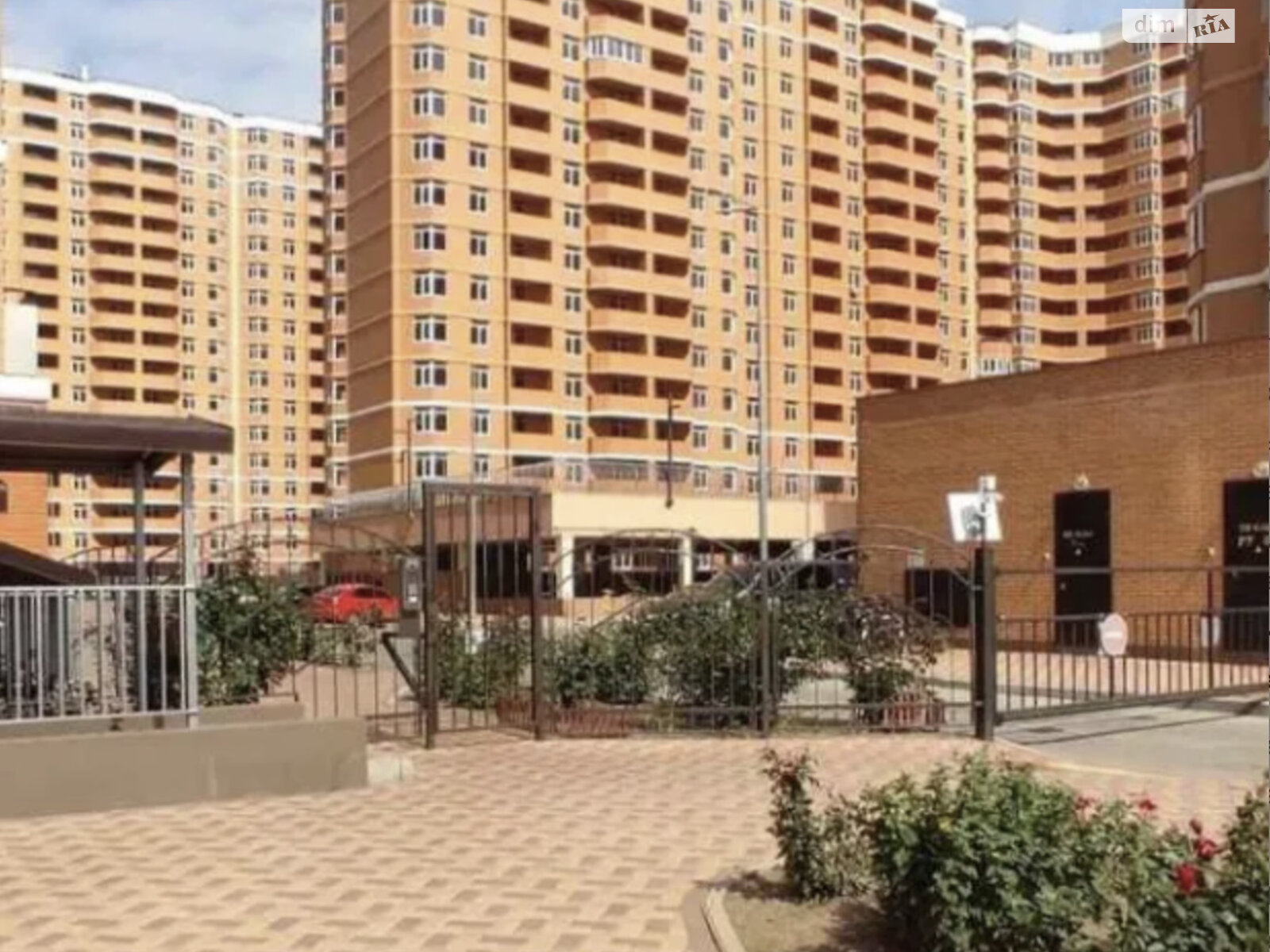 Продаж двокімнатної квартири в Одесі, на дор. Овідіопольська 3, район Дальні Млини фото 1