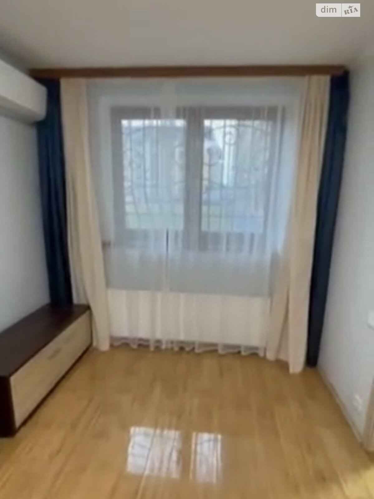 Продаж однокімнатної квартири в Одесі, на вул. Добровольців 10Г, фото 1 Продаж однокімнатної квартири в Одесі, на вул. Добровольців 10Г, фото 1