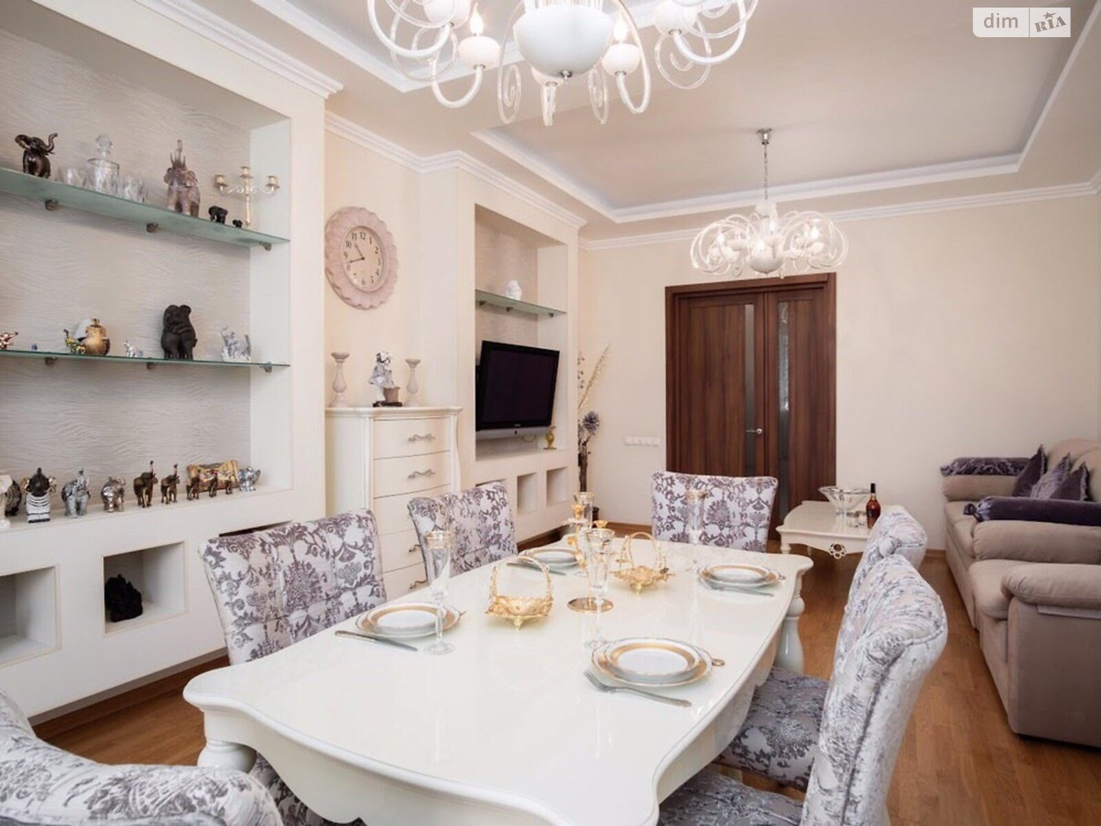 Продажа трехкомнатной квартиры в Одессе, на ул. Довженко 4, район Большой Фонтан фото 1