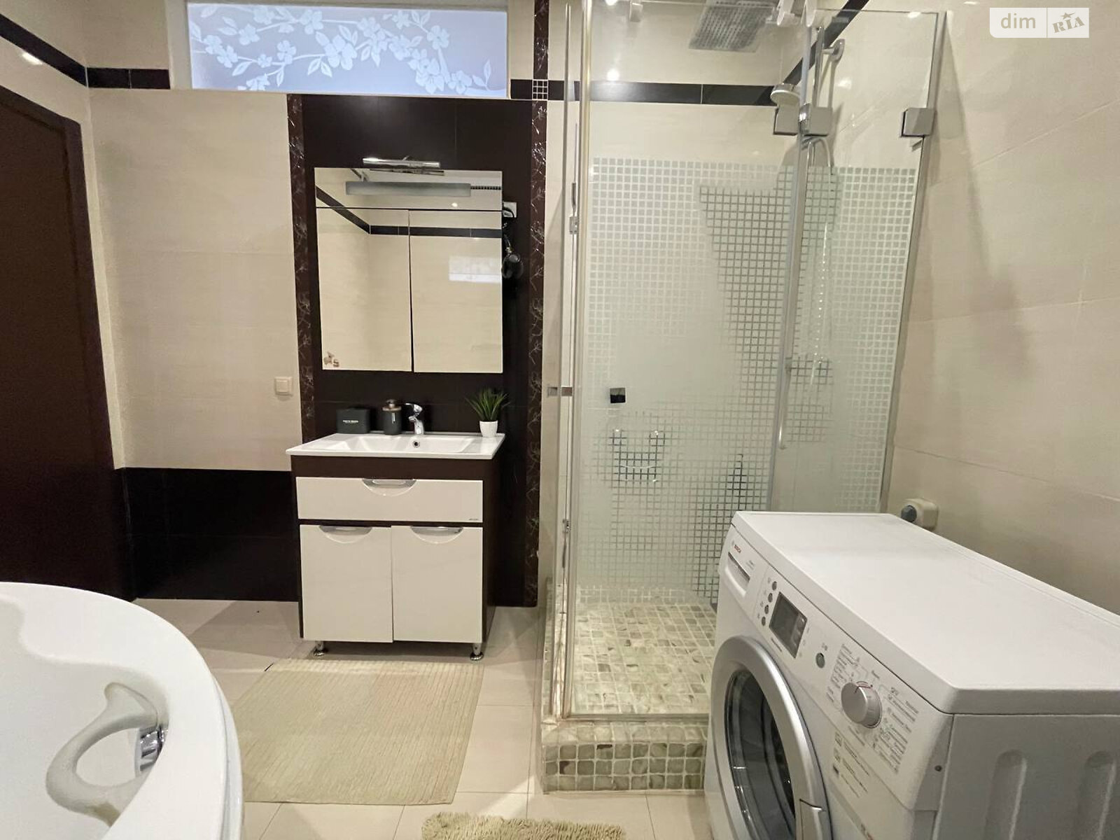 Продажа трехкомнатной квартиры в Одессе, на ул. Инглези 6/1, район Киевский фото 1 Продажа трехкомнатной квартиры в Одессе, на ул. Инглези 6/1, район Киевский фото 1