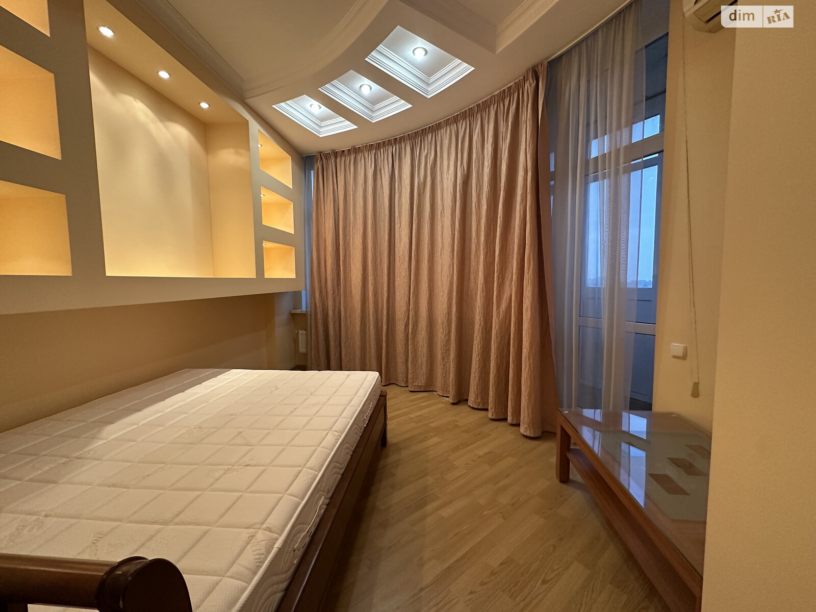 Продаж двокімнатної квартири в Одесі, на вул. Інглезі 6/1, район Дружба фото 1 Продаж двокімнатної квартири в Одесі, на вул. Інглезі 6/1, район Дружба фото 1