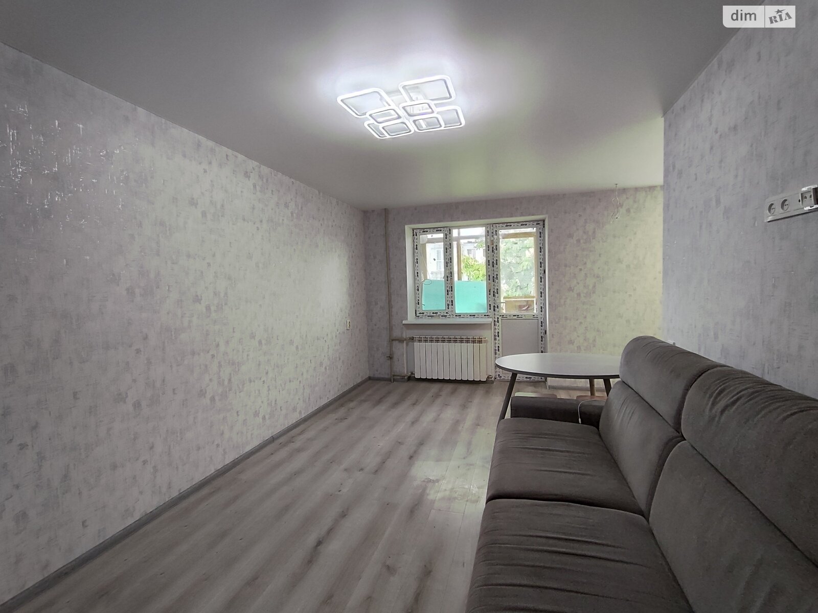 Продаж трикімнатної квартири в Одесі, на вул. Космонавта Комарова, район Дружба фото 1 Продаж трикімнатної квартири в Одесі, на вул. Космонавта Комарова, район Дружба фото 1
