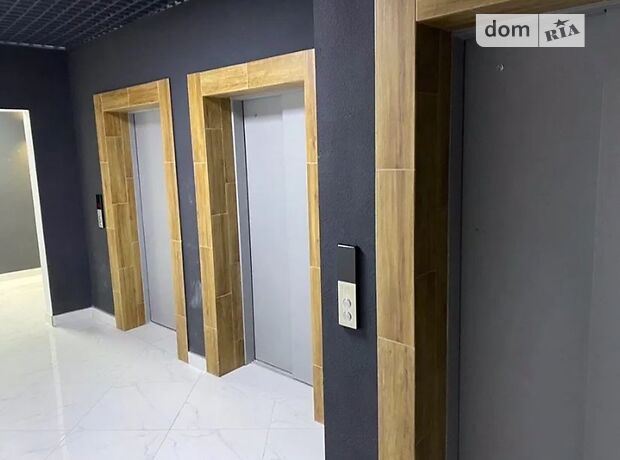 Продажа трехкомнатной квартиры в Одессе, на ул. Спортивная район Дружба фото 1 Продажа трехкомнатной квартиры в Одессе, на ул. Спортивная район Дружба фото 1