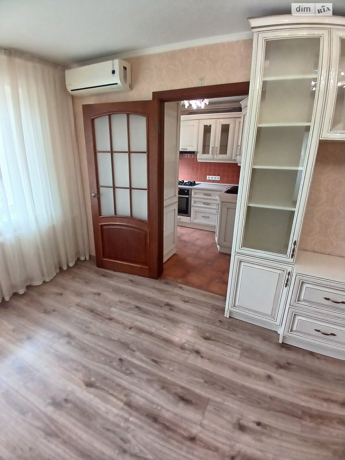 Продаж двокімнатної квартири в Одесі, на вул. Варненська 17, район Дружба фото 1 Продаж двокімнатної квартири в Одесі, на вул. Варненська 17, район Дружба фото 1