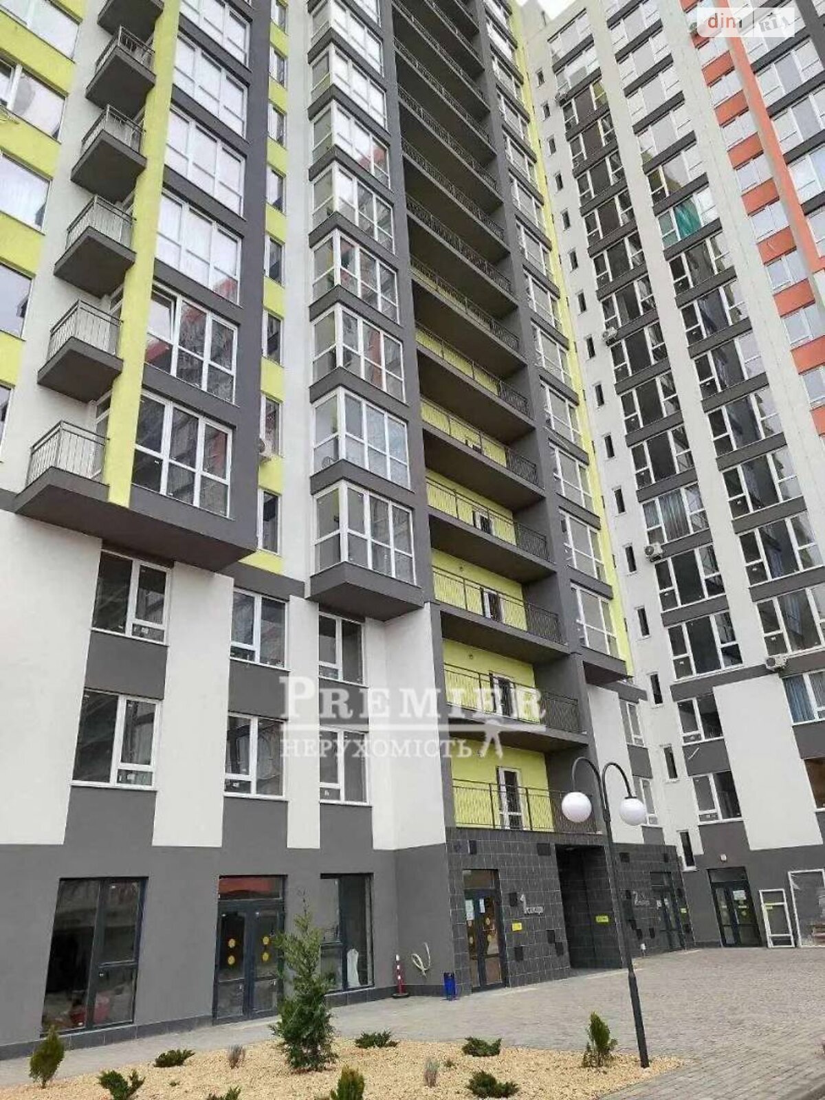 Продажа двухкомнатной квартиры в Одессе, на ул. Евгения Чикаленко, фото 1 Продажа двухкомнатной квартиры в Одессе, на ул. Евгения Чикаленко, фото 1