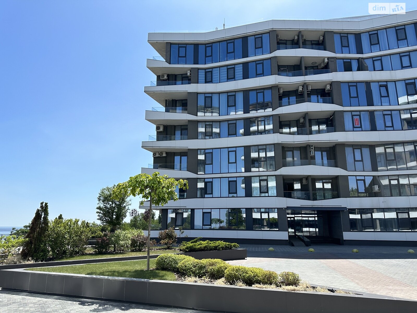 Продажа двухкомнатной квартиры в Одессе, на дор. Фонтанская 77А, фото 1 Продажа двухкомнатной квартиры в Одессе, на дор. Фонтанская 77А, фото 1