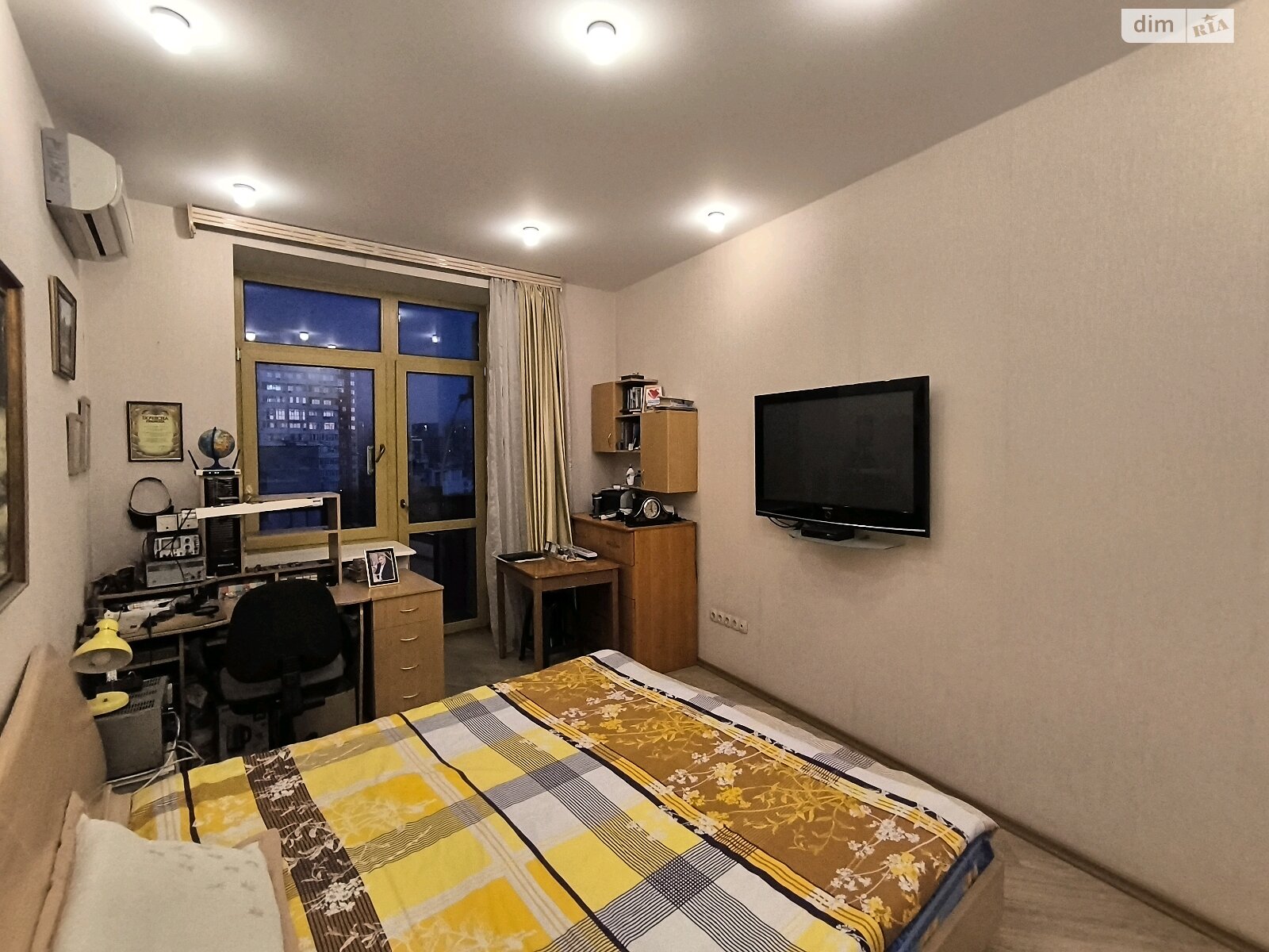 Продаж двокімнатної квартири в Одесі, на дор. Фонтанська 49/1, фото 1 Продаж двокімнатної квартири в Одесі, на дор. Фонтанська 49/1, фото 1