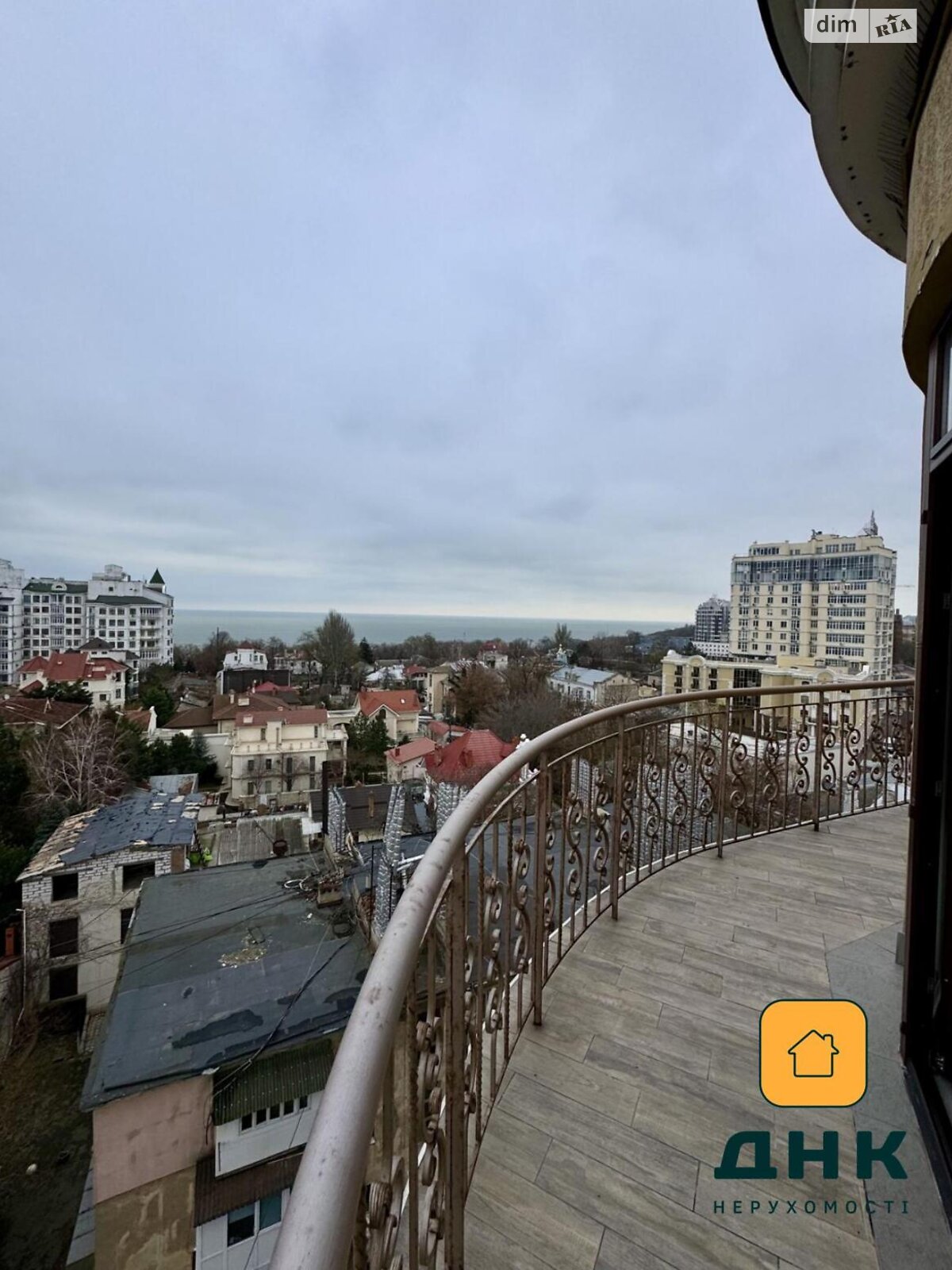 Продаж двокімнатної квартири в Одесі, на бул. Французький 13А, фото 1