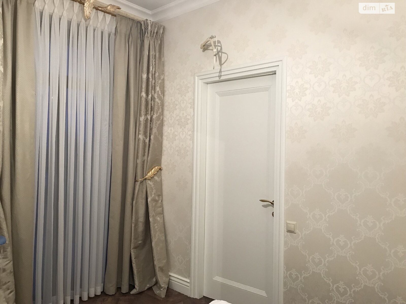 Продажа трехкомнатной квартиры в Одессе, на бул. Французский, фото 1