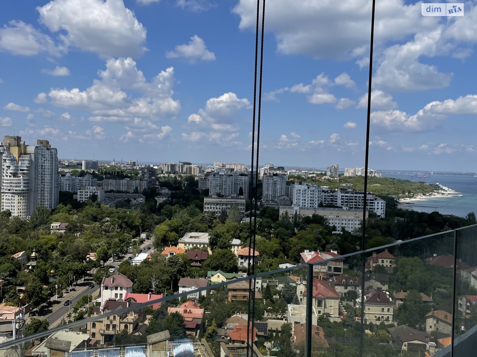 Продажа четырехкомнатной квартиры в Одессе, на бул. Французский 63/65, фото 1 Продажа четырехкомнатной квартиры в Одессе, на бул. Французский 63/65, фото 1