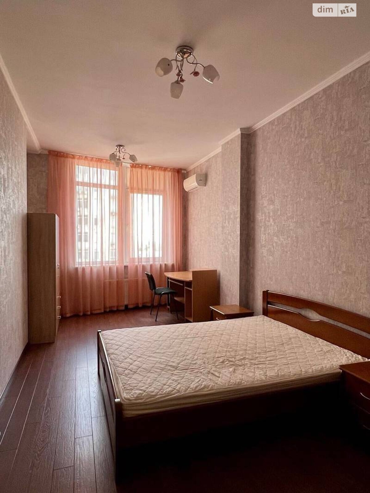 Продажа двухкомнатной квартиры в Одессе, на бул. Французский 22 корпус 2, фото 1 Продажа двухкомнатной квартиры в Одессе, на бул. Французский 22 корпус 2, фото 1
