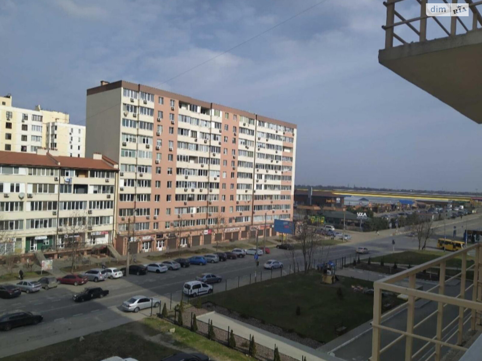 Продаж однокімнатної квартири в Одесі, на вул. Владислава Бувалкіна 73, фото 1