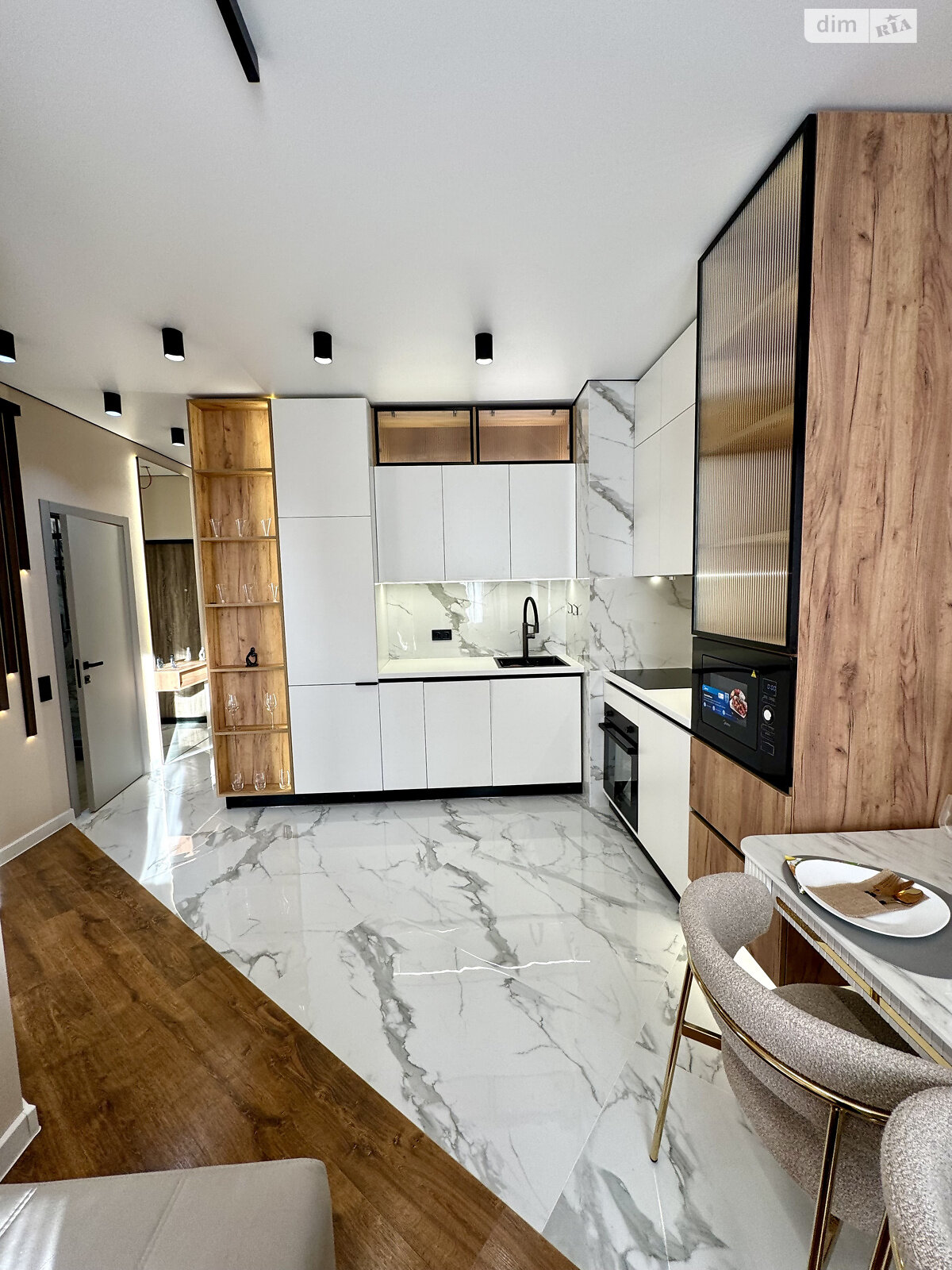 Продаж однокімнатної квартири в Одесі, на вул. Генуезька 1/1, фото 1