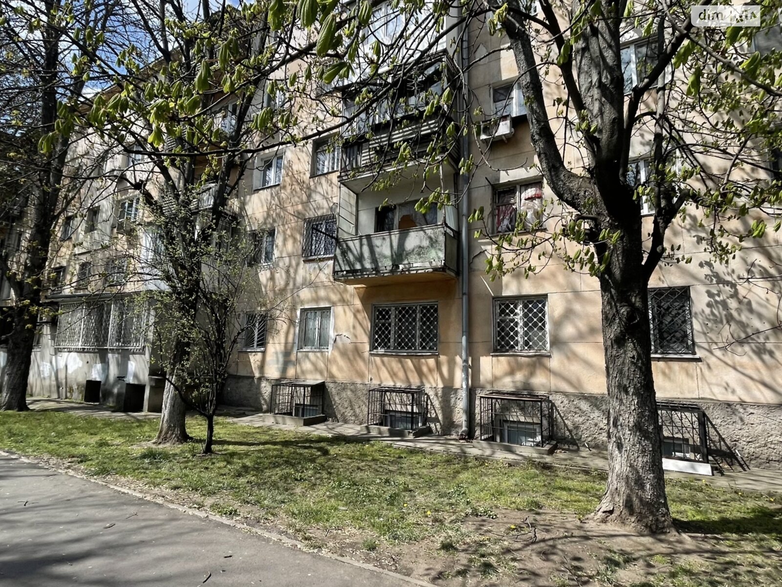 Продажа трехкомнатной квартиры в Одессе, на ул. Героев пограничников, фото 1 Продажа трехкомнатной квартиры в Одессе, на ул. Героев пограничников, фото 1