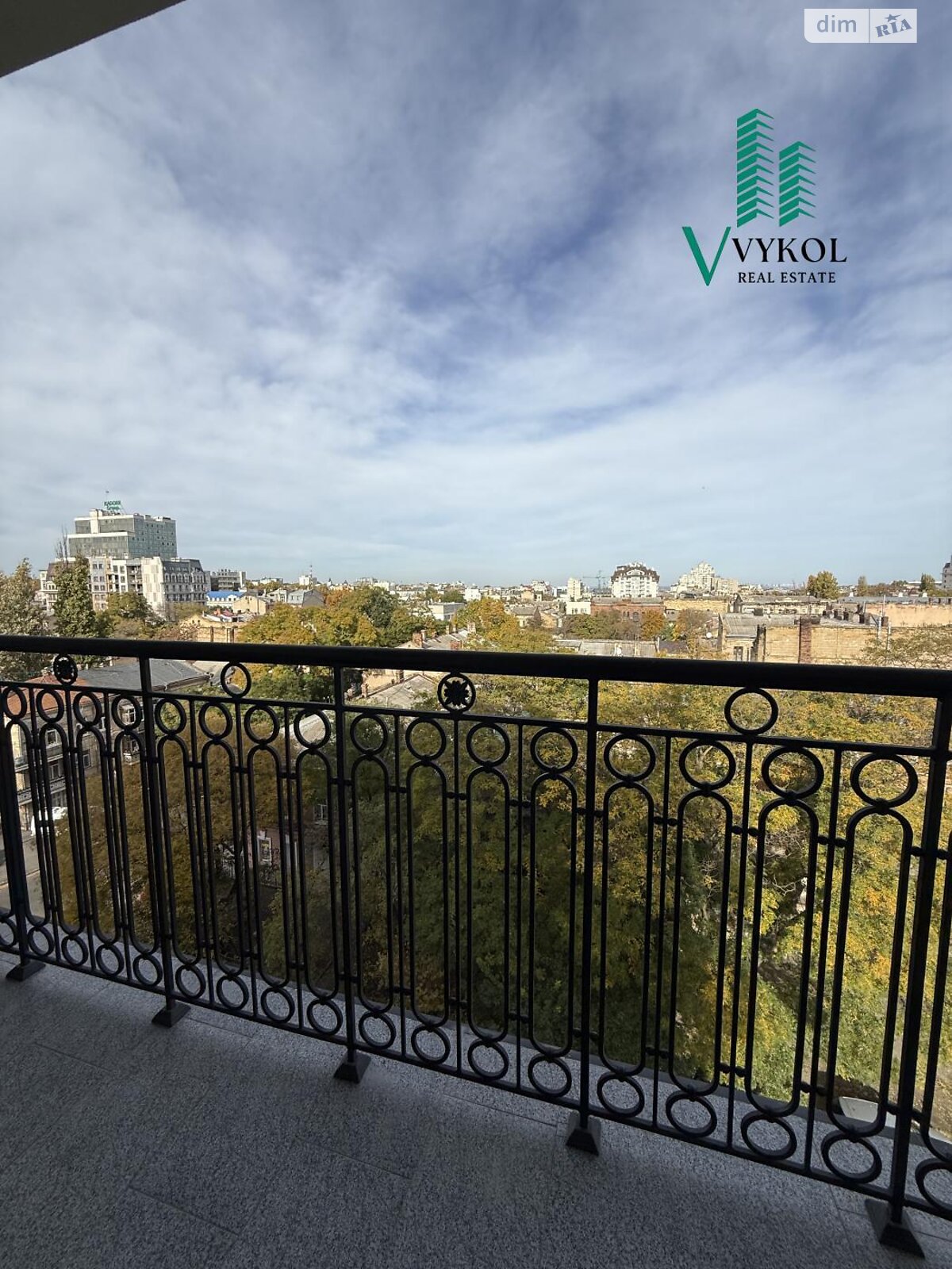 Продаж однокімнатної квартири в Одесі, на вул. Гімназична 13, фото 1