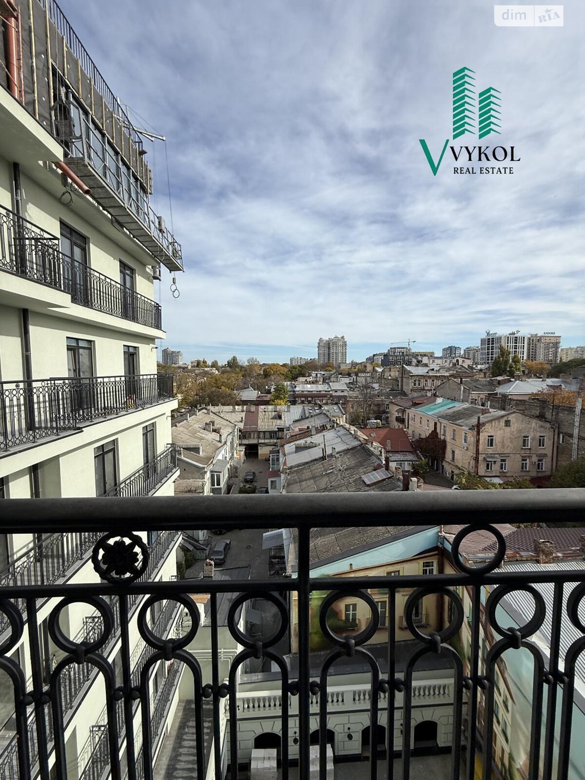 Продажа однокомнатной квартиры в Одессе, на ул. Гимназическая 13, фото 1