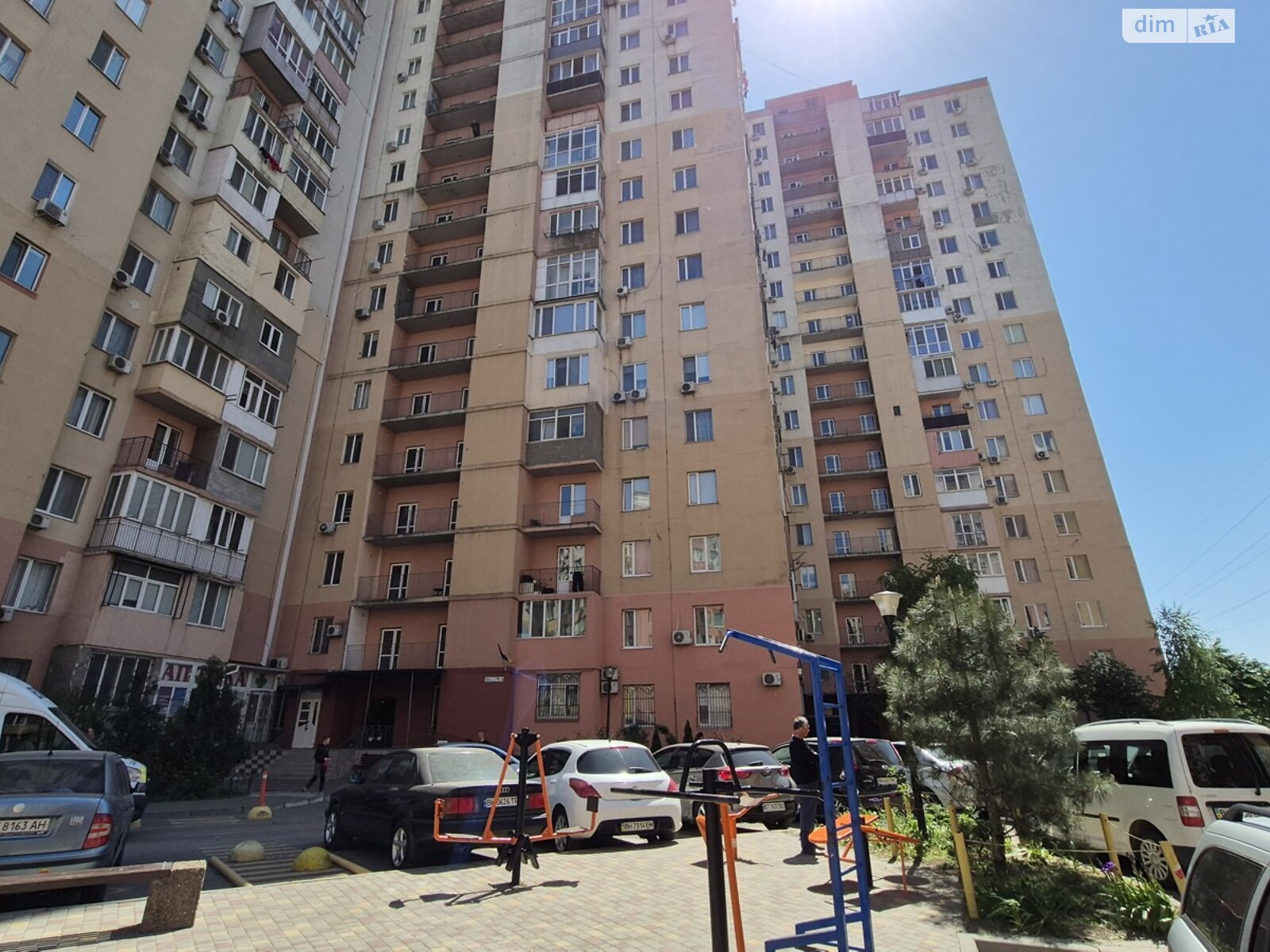 Продажа двухкомнатной квартиры в Одессе, на ул. Михаила Грушевского, район Хаджибейский фото 1 Продажа двухкомнатной квартиры в Одессе, на ул. Михаила Грушевского, район Хаджибейский фото 1