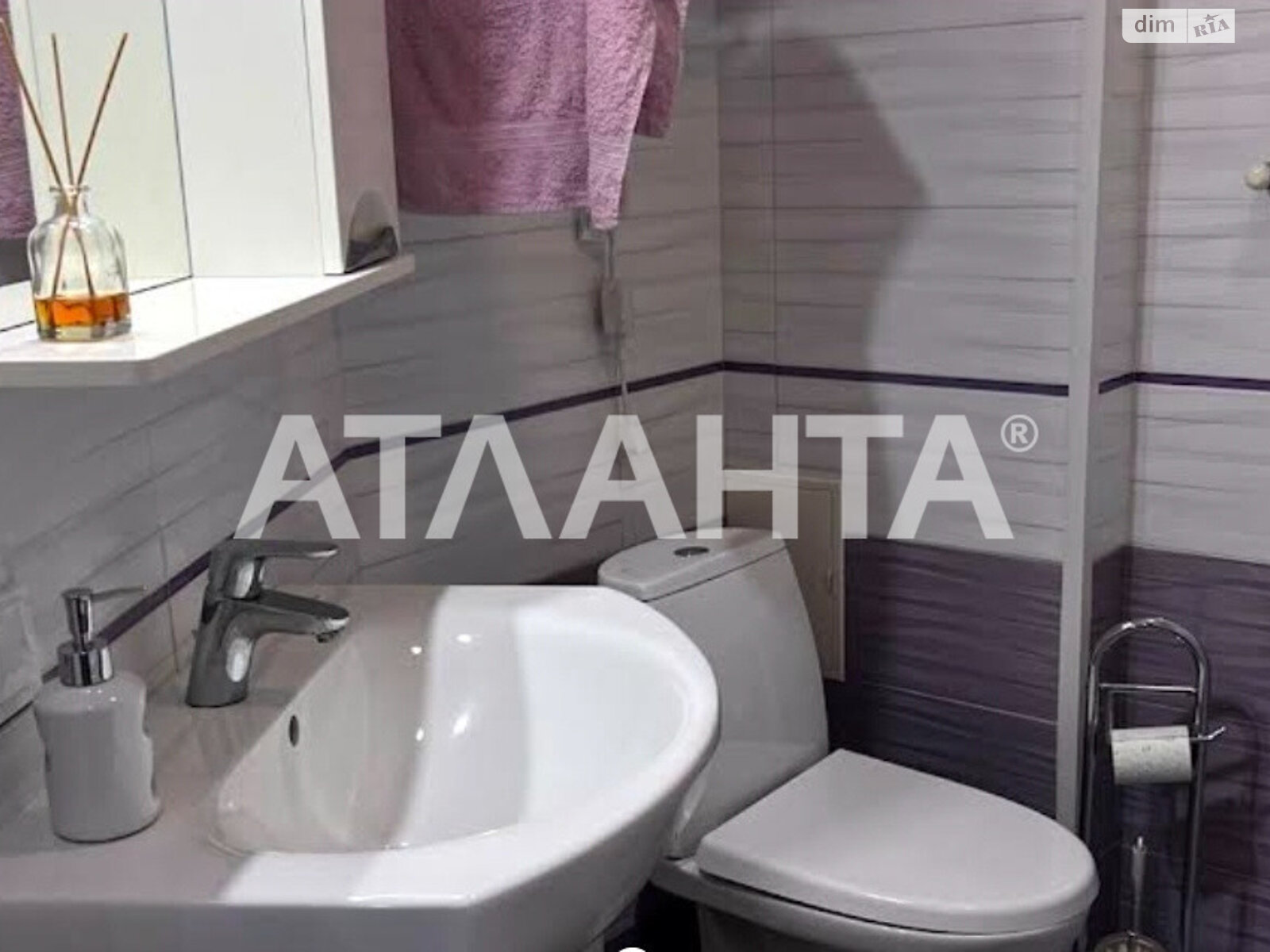 Продаж двокімнатної квартири в Одесі, на вул. Михайла Грушевського 39/23, район Хаджибейський фото 1 Продаж двокімнатної квартири в Одесі, на вул. Михайла Грушевського 39/23, район Хаджибейський фото 1