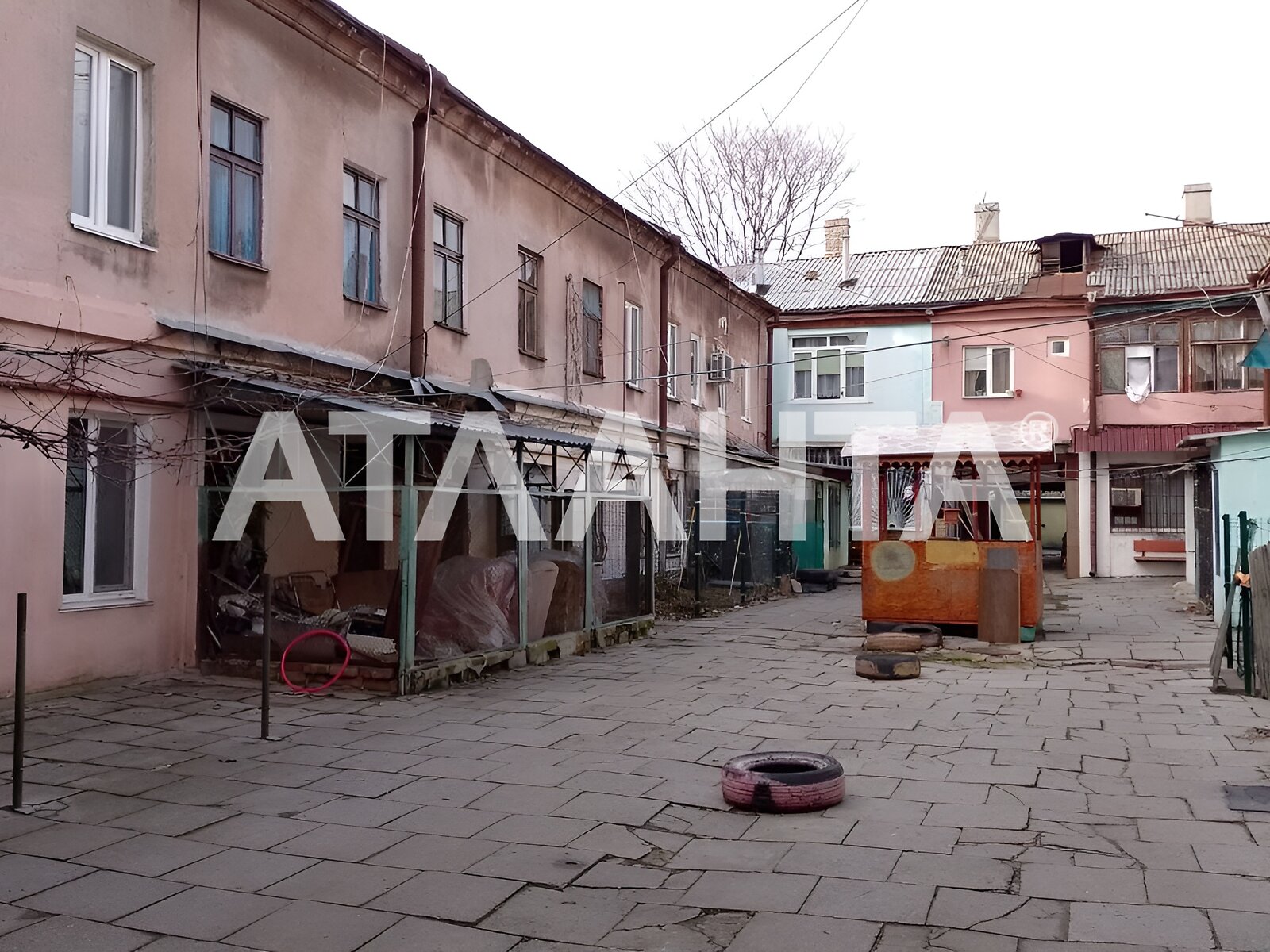 Продажа трехкомнатной квартиры в Одессе, на ул. Адмирала Лазарева, район Хаджибейский фото 1 Продажа трехкомнатной квартиры в Одессе, на ул. Адмирала Лазарева, район Хаджибейский фото 1