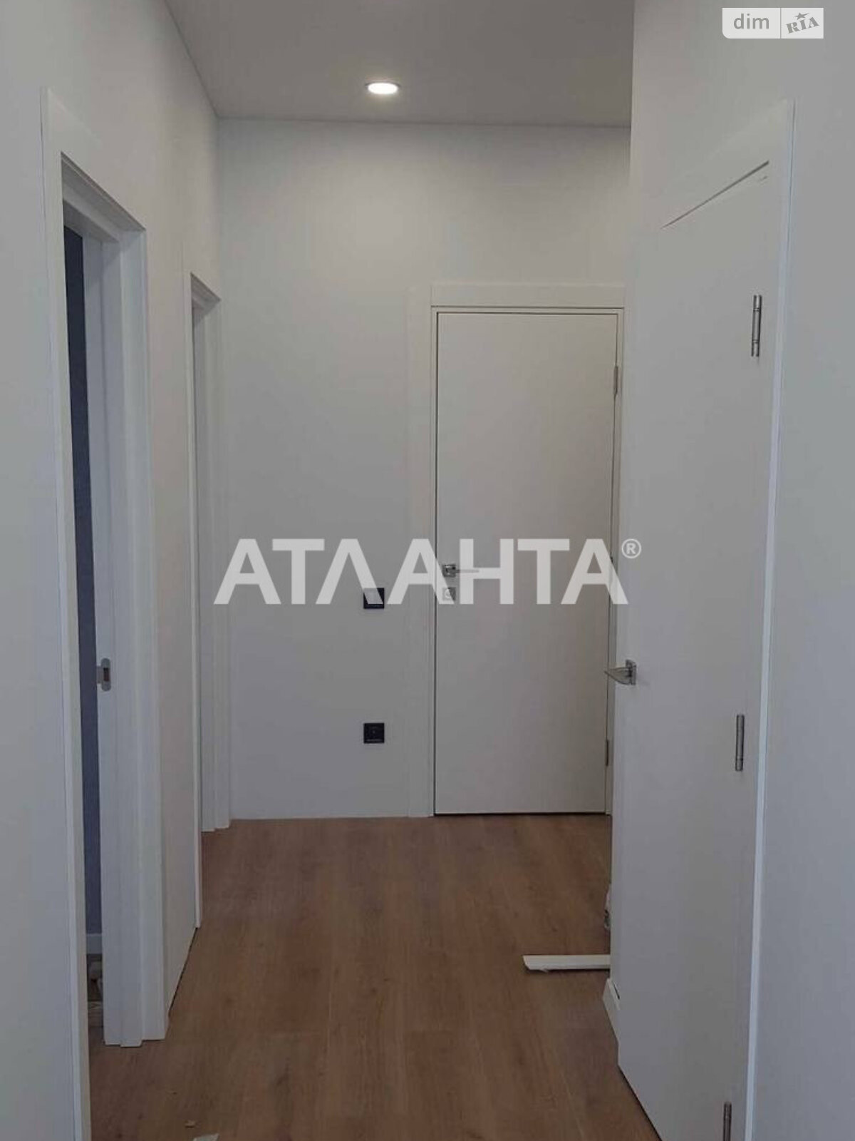 Продажа двухкомнатной квартиры в Одессе, на ул. Академика Филатова 2, район Хаджибейский фото 1 Продажа двухкомнатной квартиры в Одессе, на ул. Академика Филатова 2, район Хаджибейский фото 1