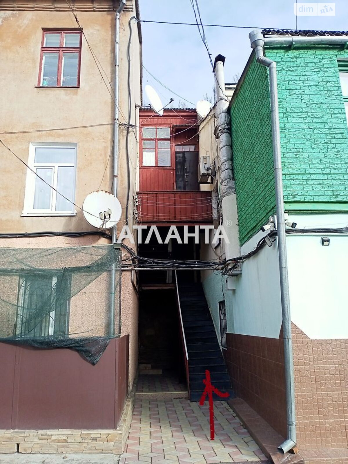 Продажа двухкомнатной квартиры в Одессе, на ул. Богдана Хмельницкого, район Хаджибейский фото 1 Продажа двухкомнатной квартиры в Одессе, на ул. Богдана Хмельницкого, район Хаджибейский фото 1