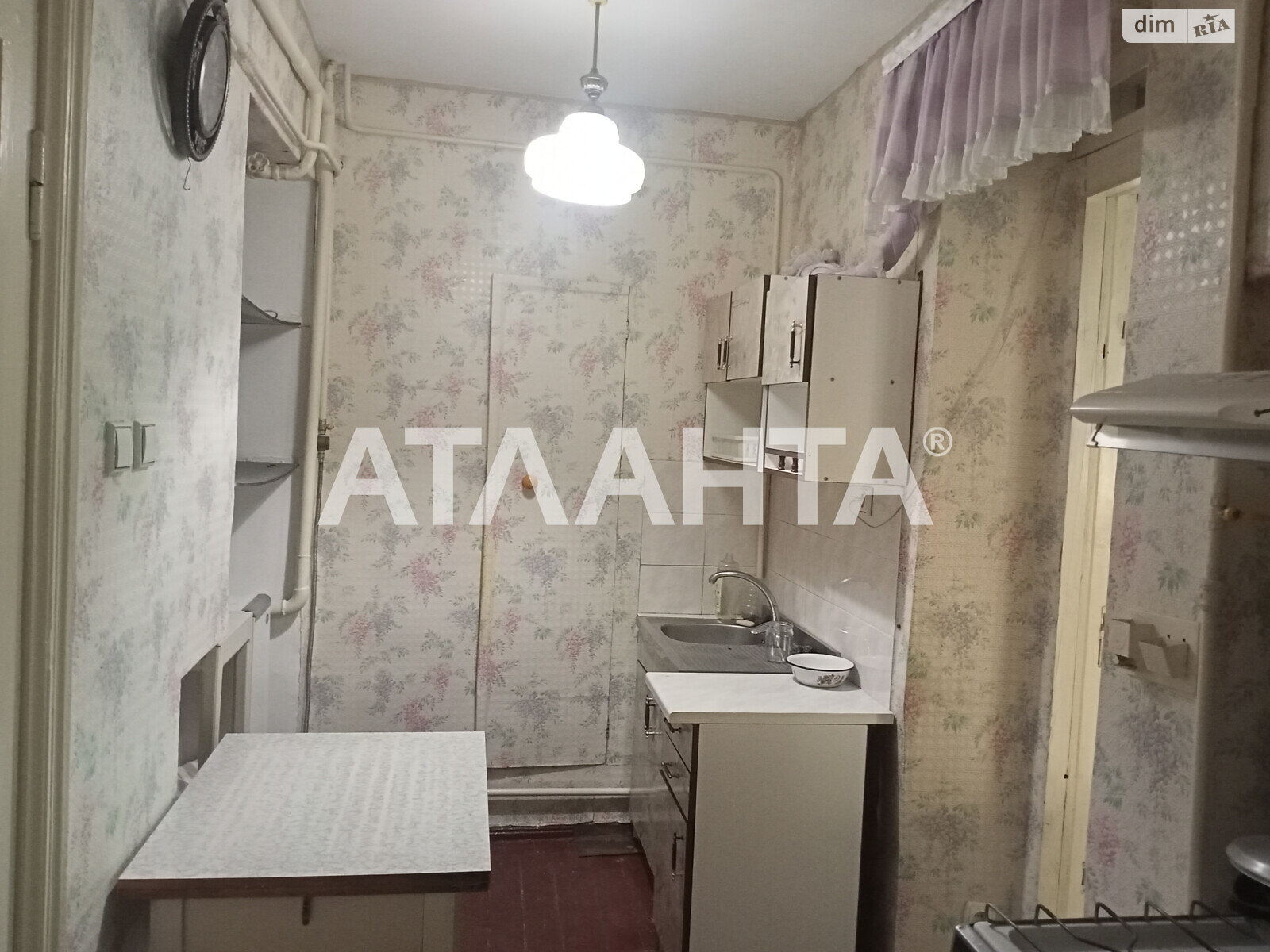 Продажа двухкомнатной квартиры в Одессе, на ул. Богдана Хмельницкого, район Хаджибейский фото 1 Продажа двухкомнатной квартиры в Одессе, на ул. Богдана Хмельницкого, район Хаджибейский фото 1