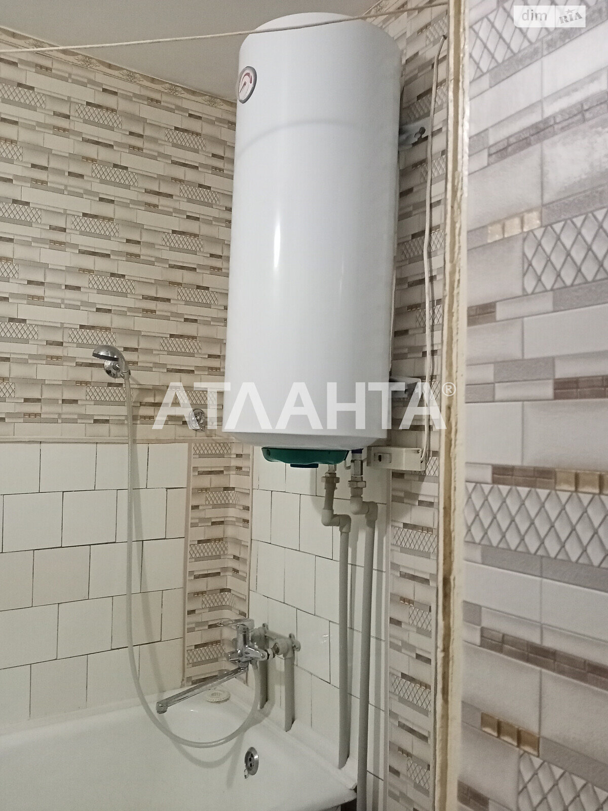 Продажа двухкомнатной квартиры в Одессе, на ул. Богдана Хмельницкого, район Хаджибейский фото 1 Продажа двухкомнатной квартиры в Одессе, на ул. Богдана Хмельницкого, район Хаджибейский фото 1