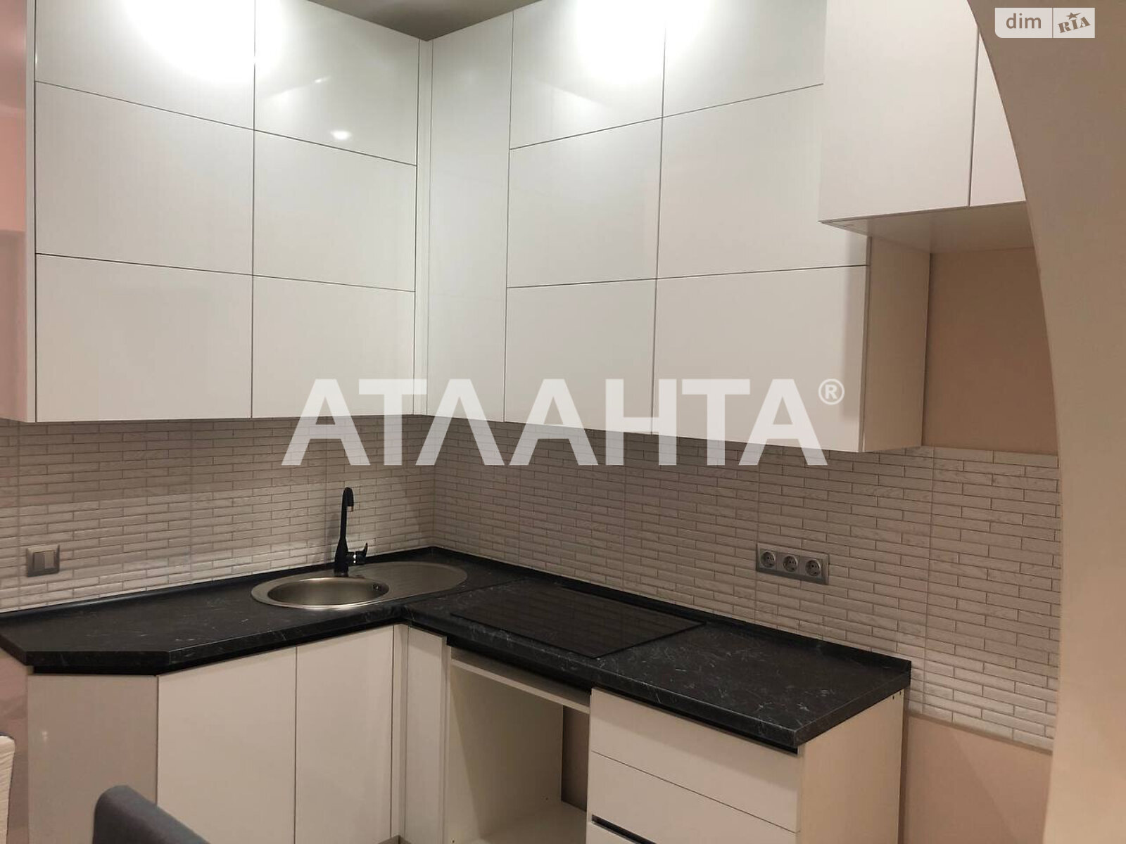 Продаж однокімнатної квартири в Одесі, на вул. Боровського Миколи, район Хаджибейський фото 1 Продаж однокімнатної квартири в Одесі, на вул. Боровського Миколи, район Хаджибейський фото 1