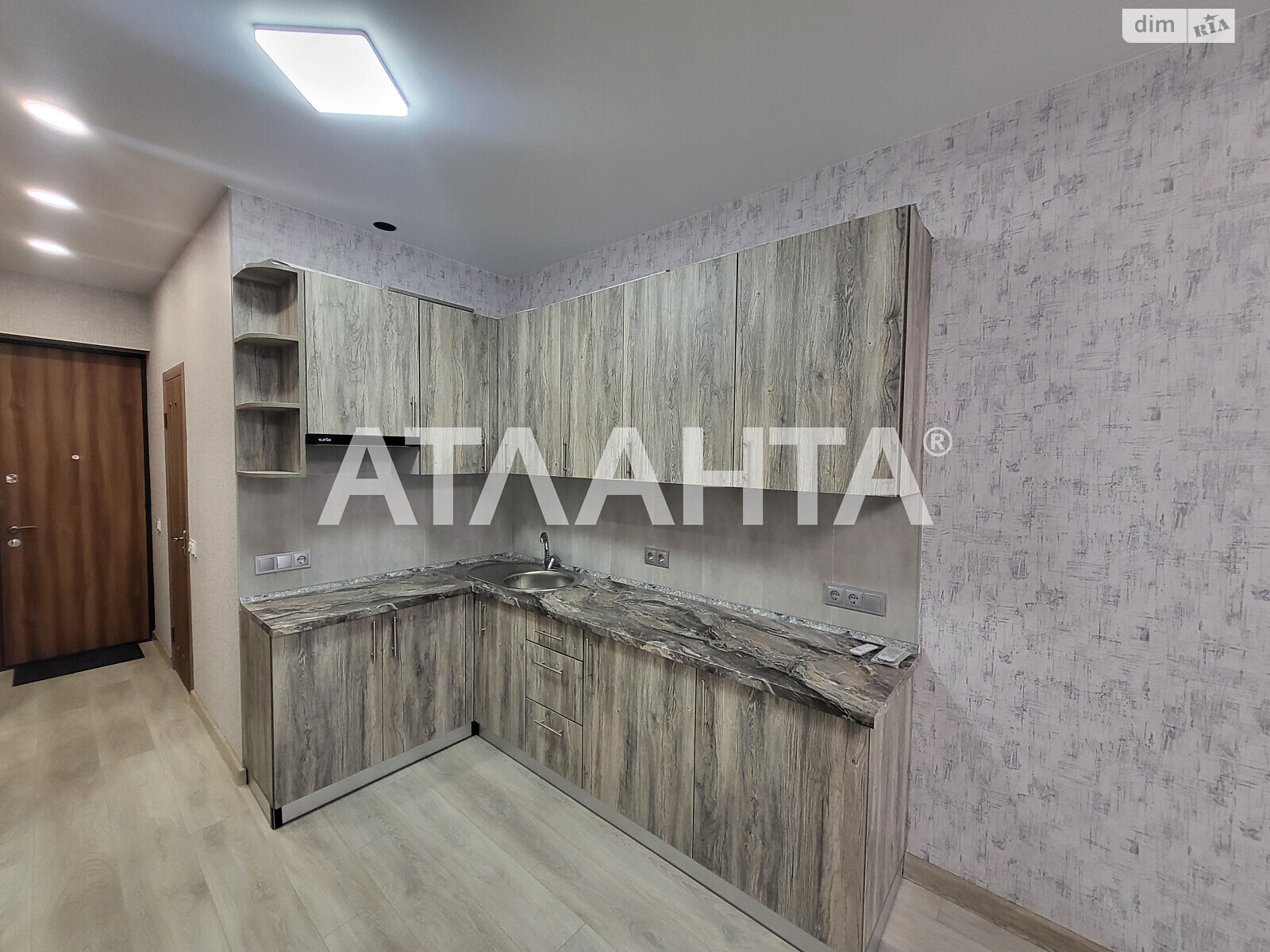 Продажа однокомнатной квартиры в Одессе, на ул. Боровского Николая 1/17 корпус 3, район Хаджибейский фото 1 Продажа однокомнатной квартиры в Одессе, на ул. Боровского Николая 1/17 корпус 3, район Хаджибейский фото 1