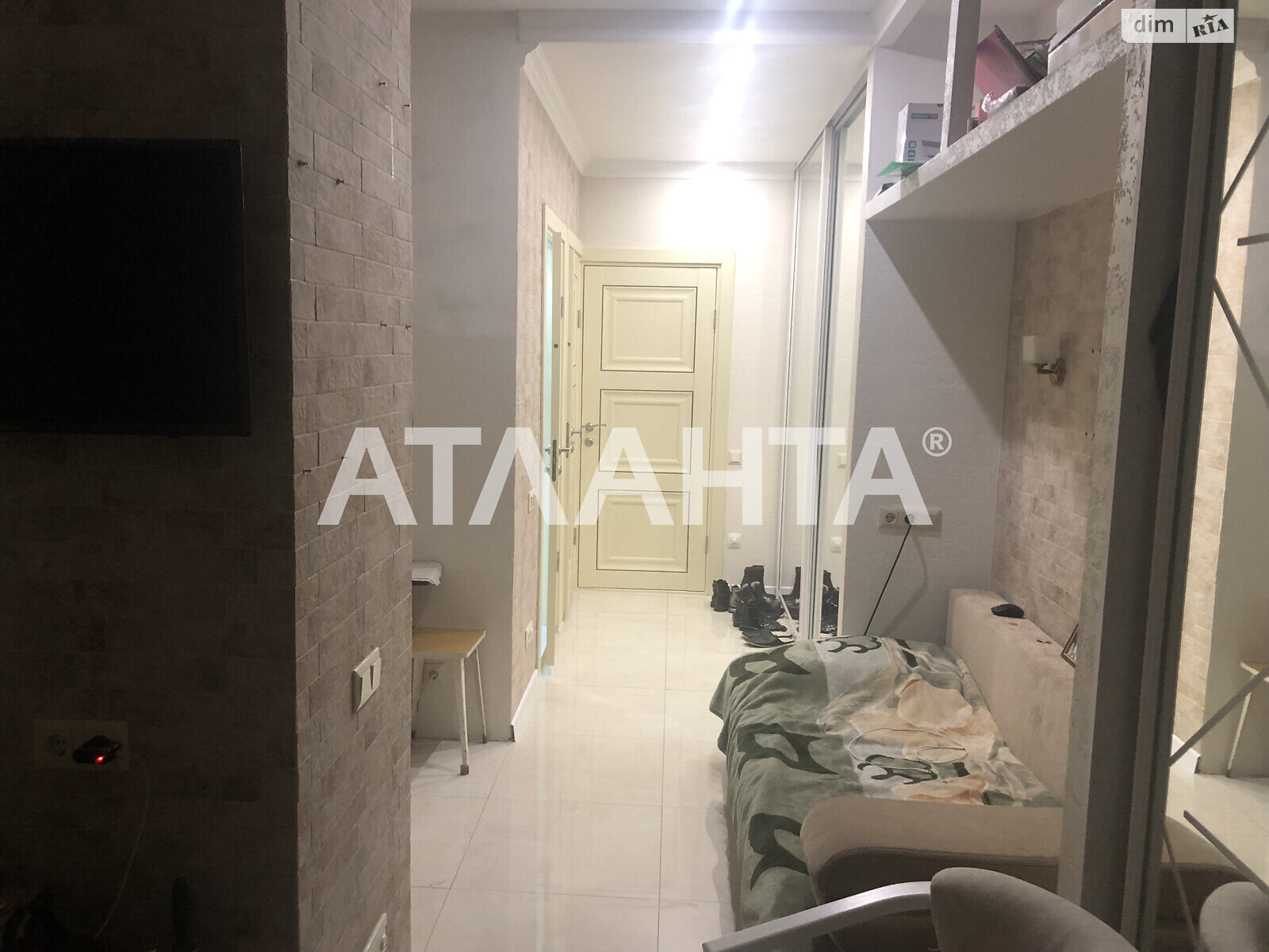 Продажа однокомнатной квартиры в Одессе, на ул. Боровского Николая 1/16 корпус 6, район Хаджибейский фото 1 Продажа однокомнатной квартиры в Одессе, на ул. Боровского Николая 1/16 корпус 6, район Хаджибейский фото 1