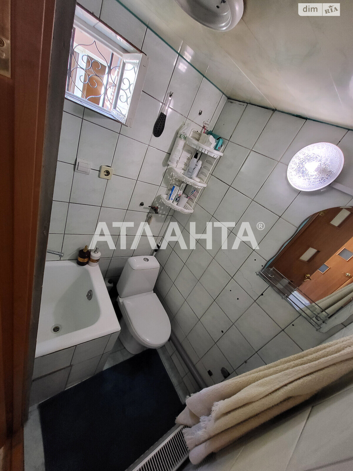 Продаж п`ятикімнатної квартири в Одесі, на вул. Болгарська, район Хаджибейський фото 1 Продаж п`ятикімнатної квартири в Одесі, на вул. Болгарська, район Хаджибейський фото 1