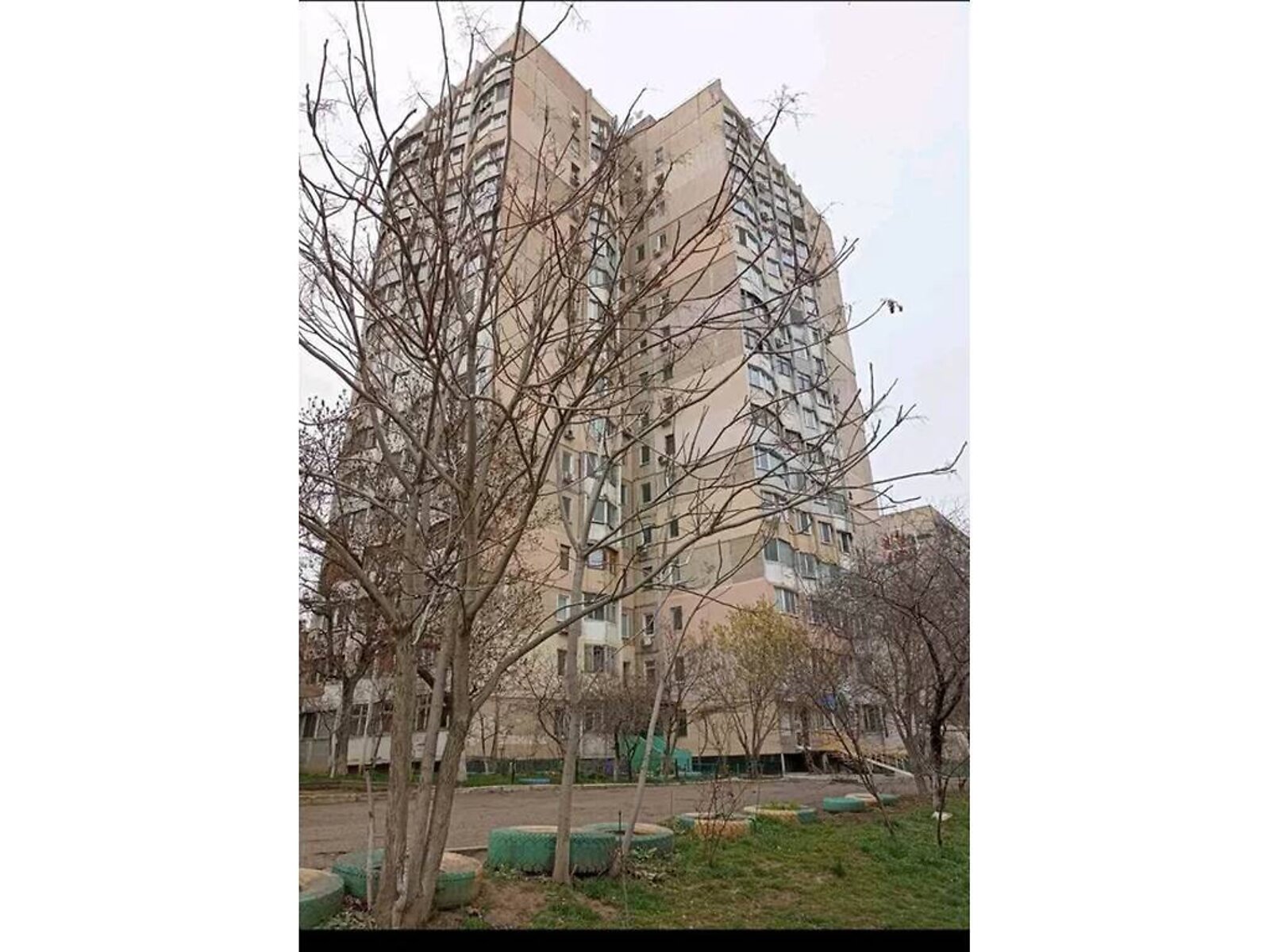 Продаж чотирикімнатної квартири в Одесі, на вул. Балківська, район Хаджибейський фото 1