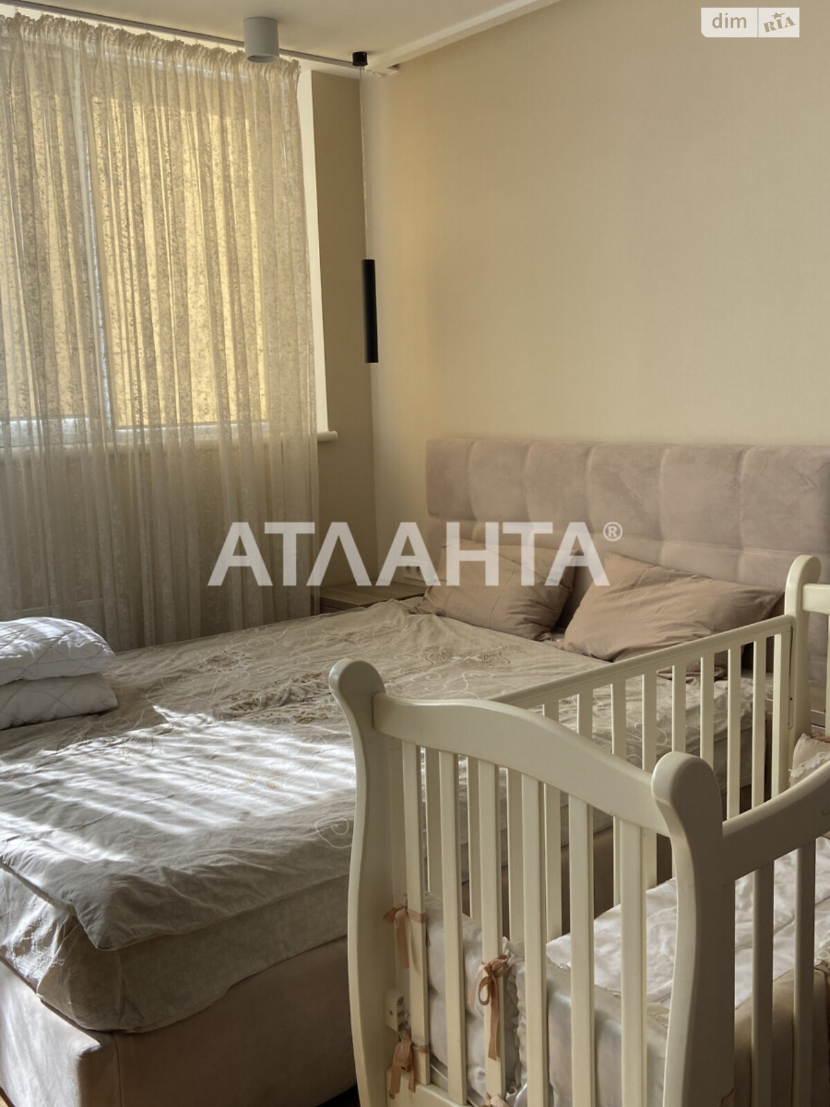 Продаж трикімнатної квартири в Одесі, на вул. Балківська 1372, район Хаджибейський фото 1 Продаж трикімнатної квартири в Одесі, на вул. Балківська 1372, район Хаджибейський фото 1