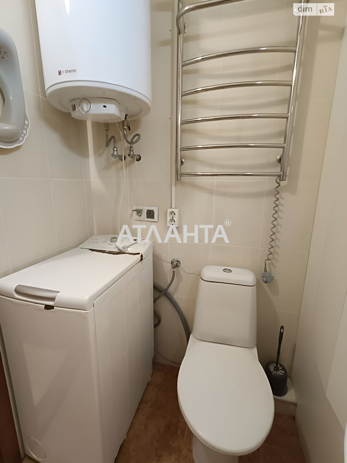 Продажа трехкомнатной квартиры в Одессе, на ул. Евгения Танцюры, район Хаджибейский фото 1 Продажа трехкомнатной квартиры в Одессе, на ул. Евгения Танцюры, район Хаджибейский фото 1