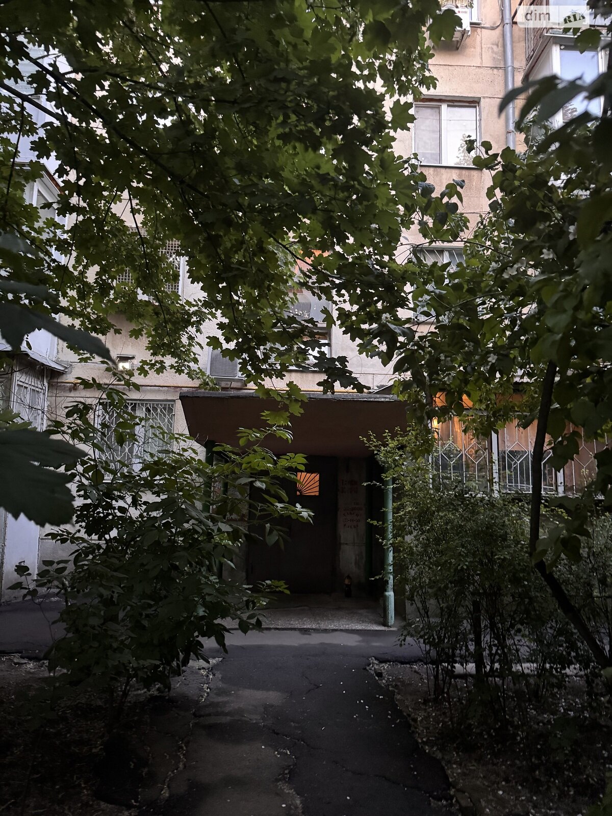 Продаж двокімнатної квартири в Одесі, на вул. Євгена Танцюри, район Хаджибейський фото 1 Продаж двокімнатної квартири в Одесі, на вул. Євгена Танцюри, район Хаджибейський фото 1