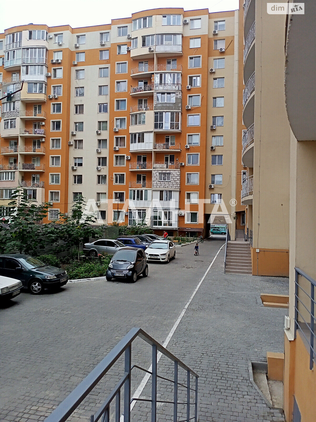 Продаж двокімнатної квартири в Одесі, на вул. Геннадія Афанасьєва, район Хаджибейський фото 2 Продаж двокімнатної квартири в Одесі, на вул. Геннадія Афанасьєва, район Хаджибейський фото 2