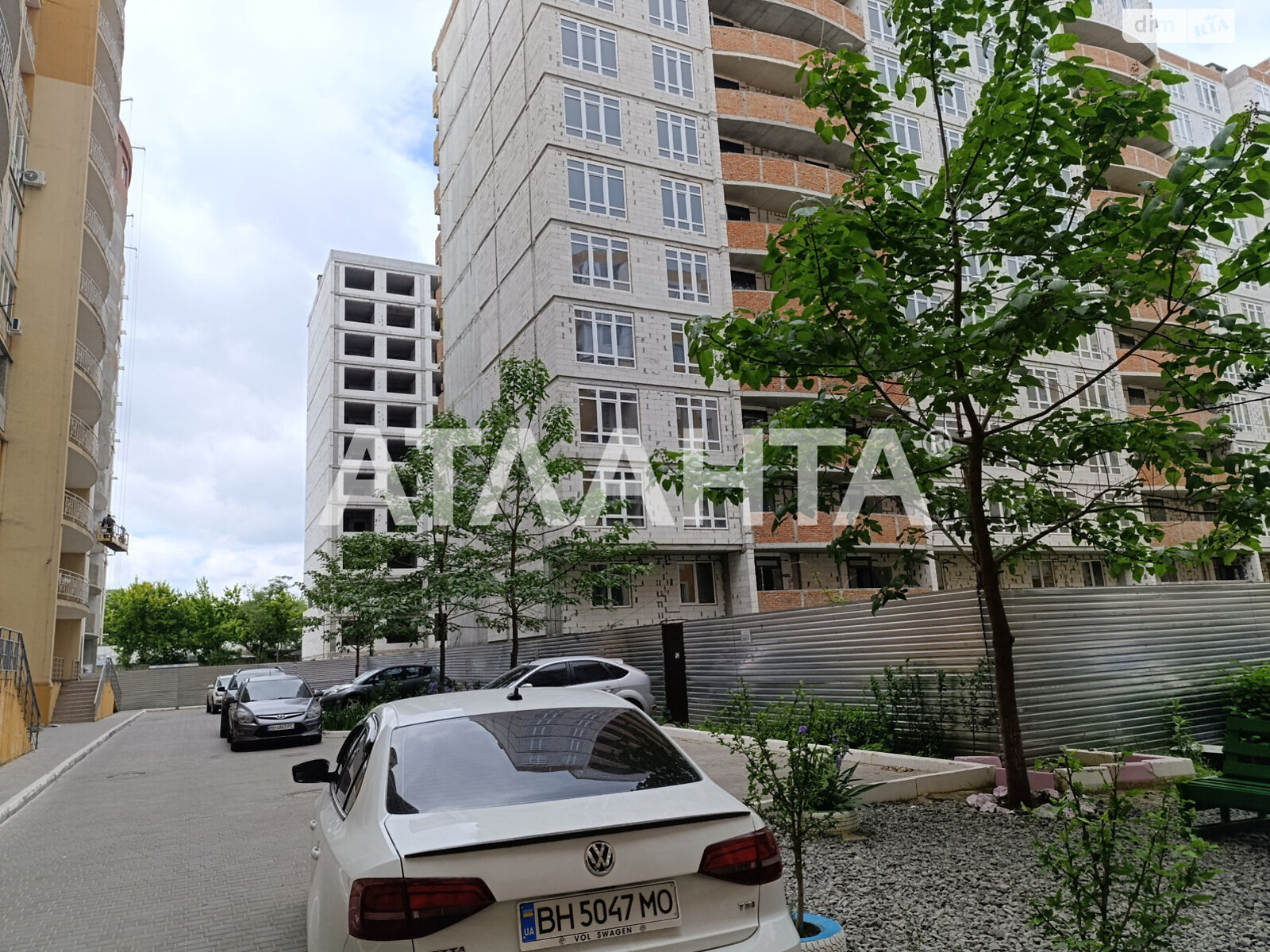 Продаж двокімнатної квартири в Одесі, на вул. Геннадія Афанасьєва, район Хаджибейський фото 3 Продаж двокімнатної квартири в Одесі, на вул. Геннадія Афанасьєва, район Хаджибейський фото 3