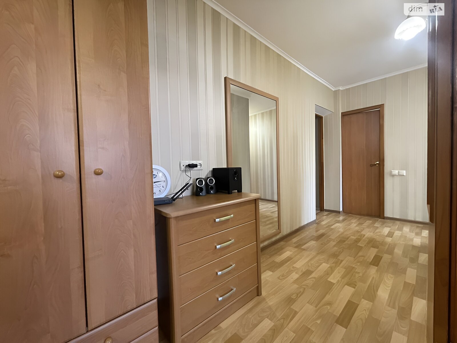 Продажа трехкомнатной квартиры в Одессе, на ул. Гераневая 2, район Хаджибейский фото 1