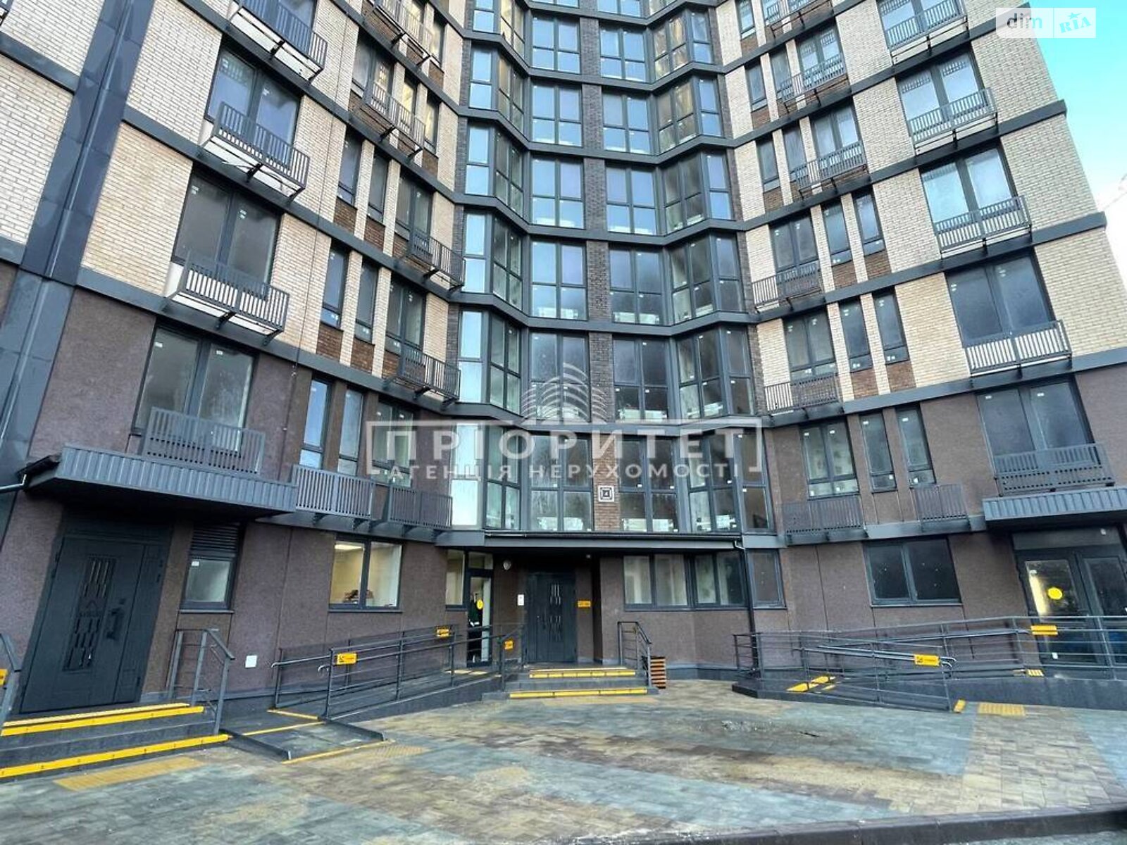 Продажа трехкомнатной квартиры в Одессе, на ул. Прохоровская, район Хаджибейский фото 1