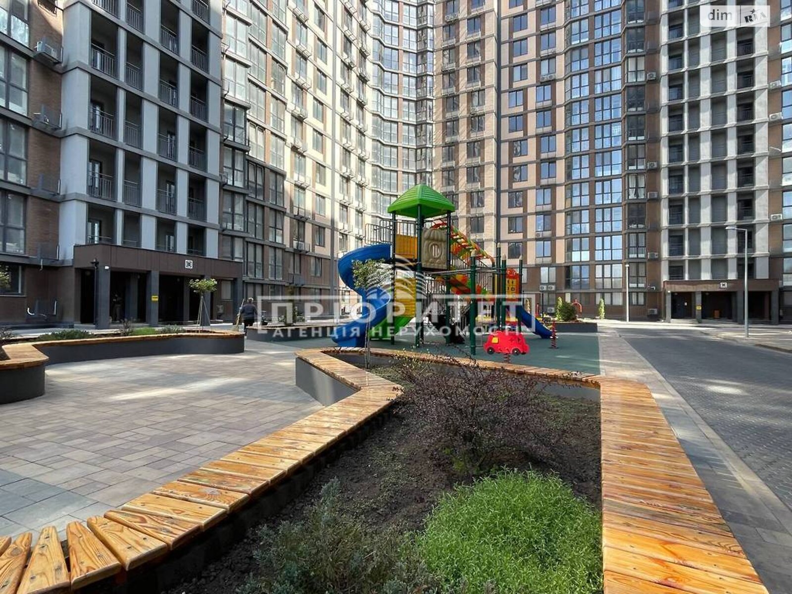 Продажа трехкомнатной квартиры в Одессе, на ул. Прохоровская, район Хаджибейский фото 1