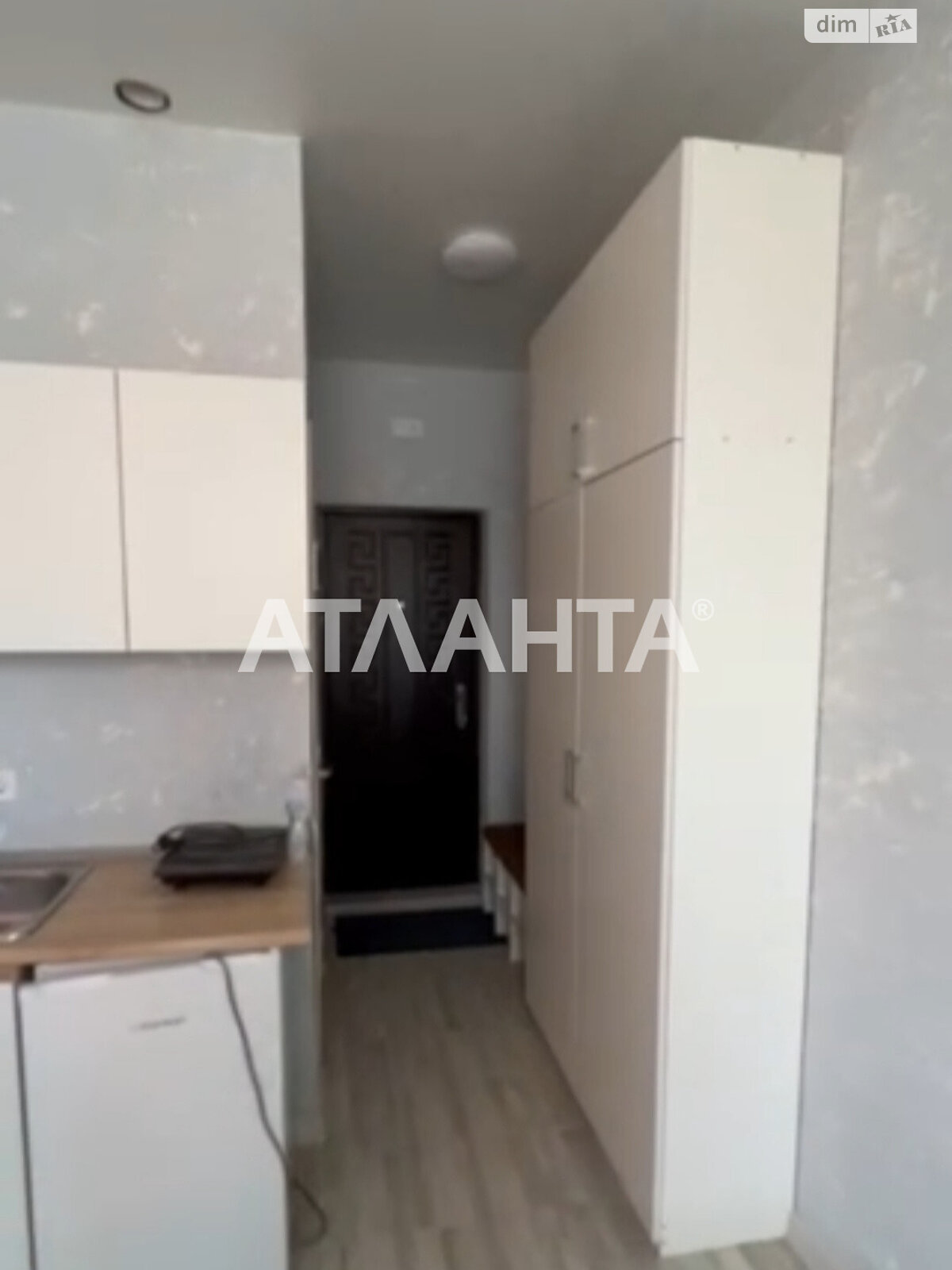 Продажа однокомнатной квартиры в Одессе, на ул. Бугаевская, район Хаджибейский фото 1 Продажа однокомнатной квартиры в Одессе, на ул. Бугаевская, район Хаджибейский фото 1